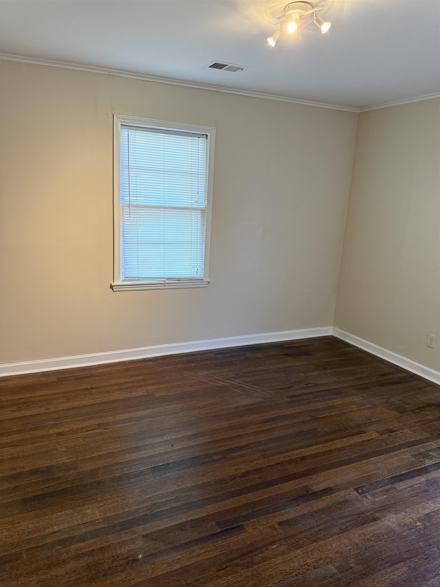 1257 S Perkins Rd Property Photo 17