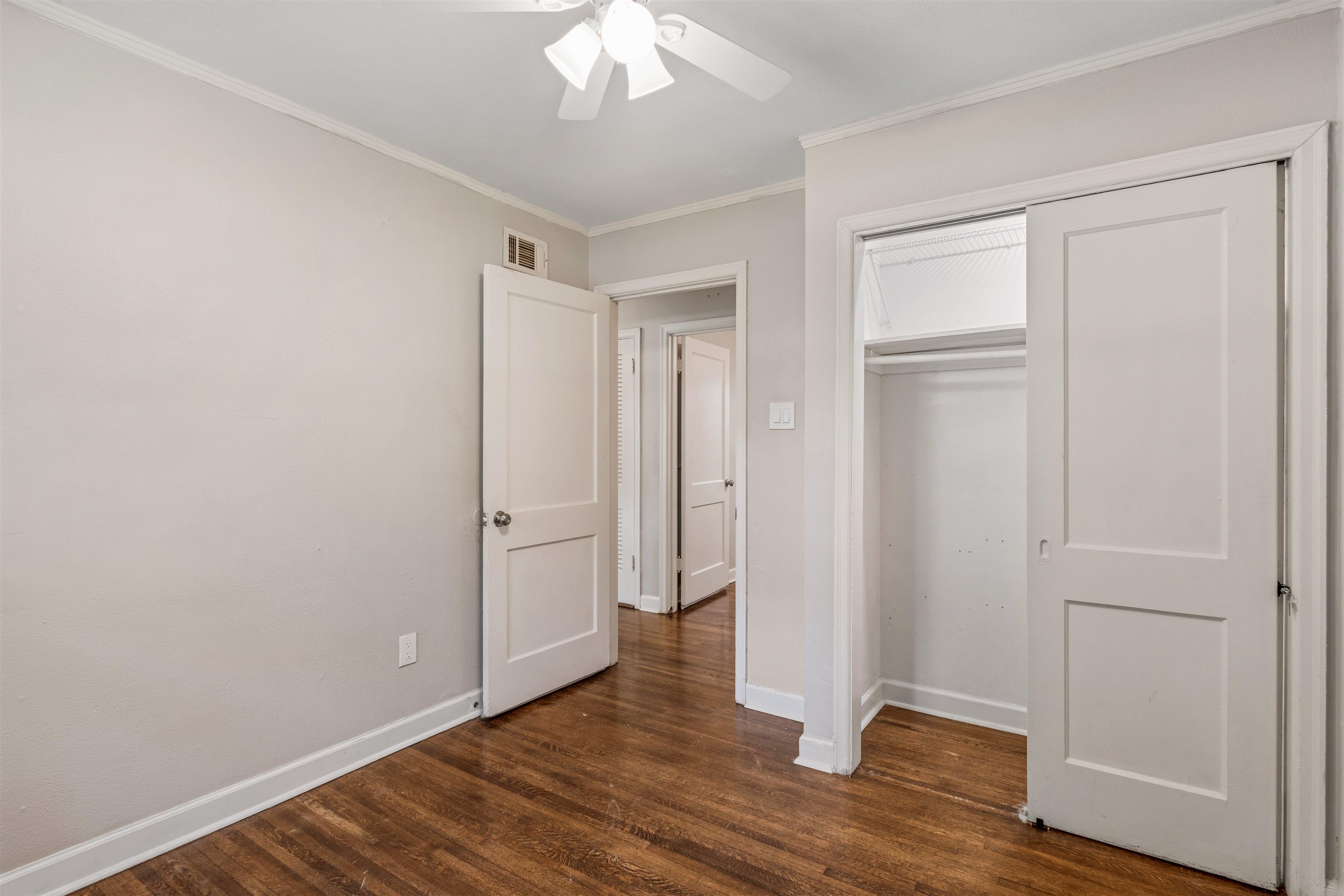 5047 Edenshire Ave Property Photo 21