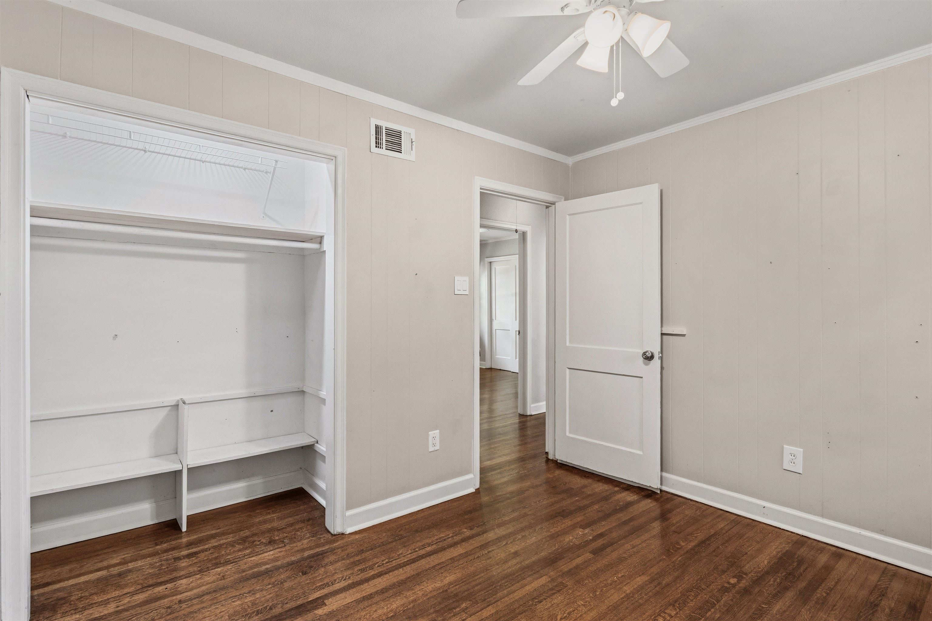 5047 Edenshire Ave Property Photo 23