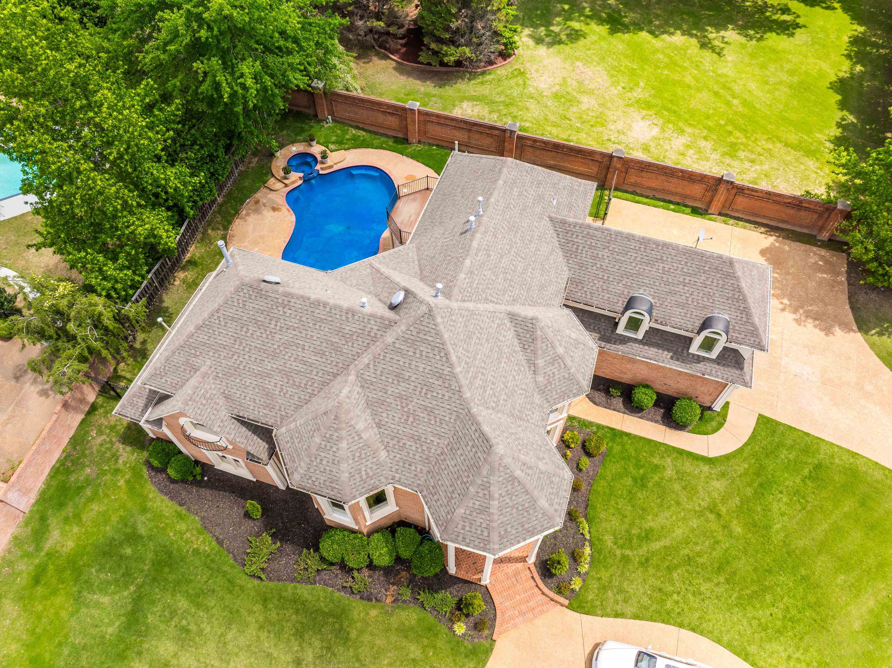 3518 Classic Dr Property Photo 2