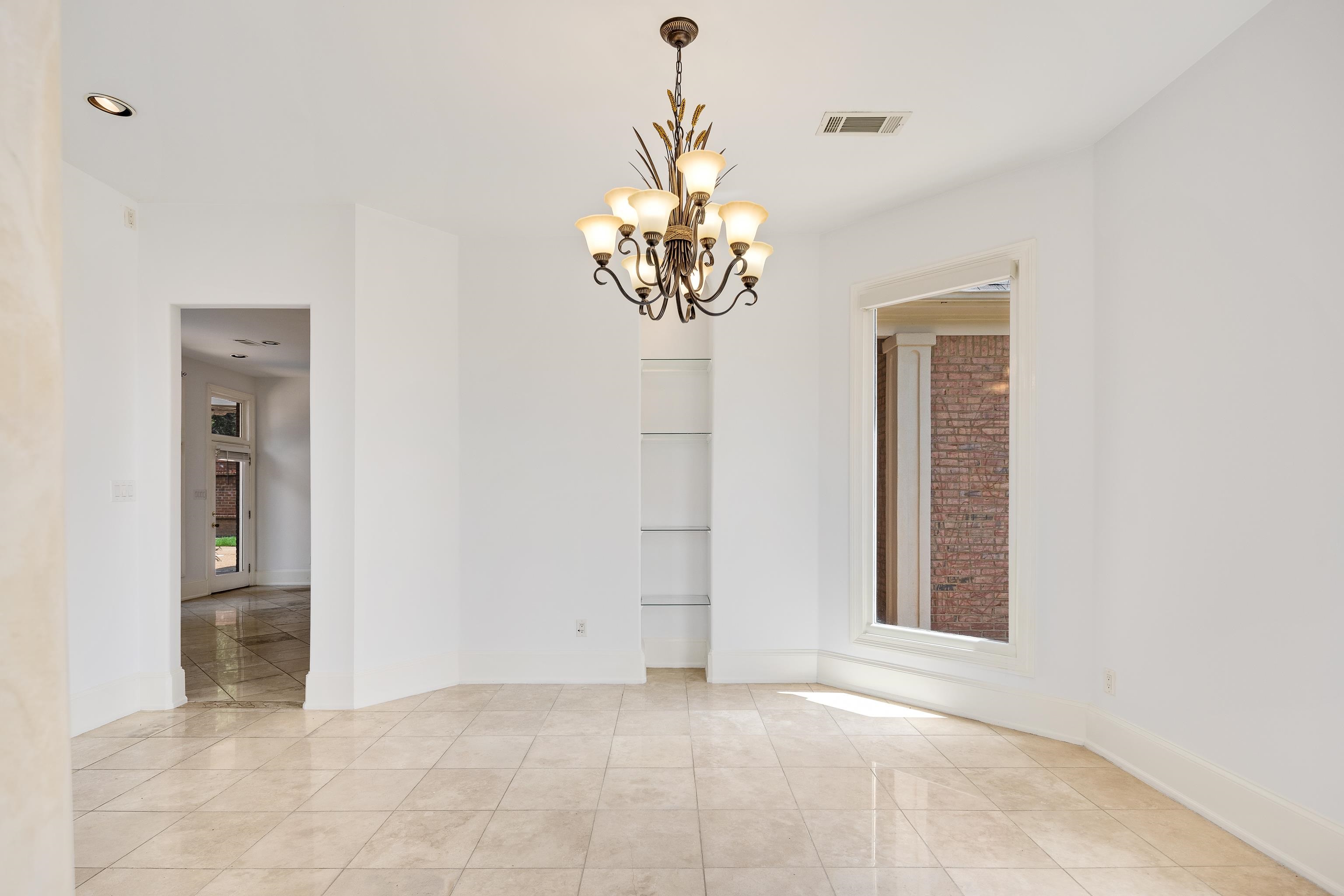 3518 Classic Dr Property Photo 18