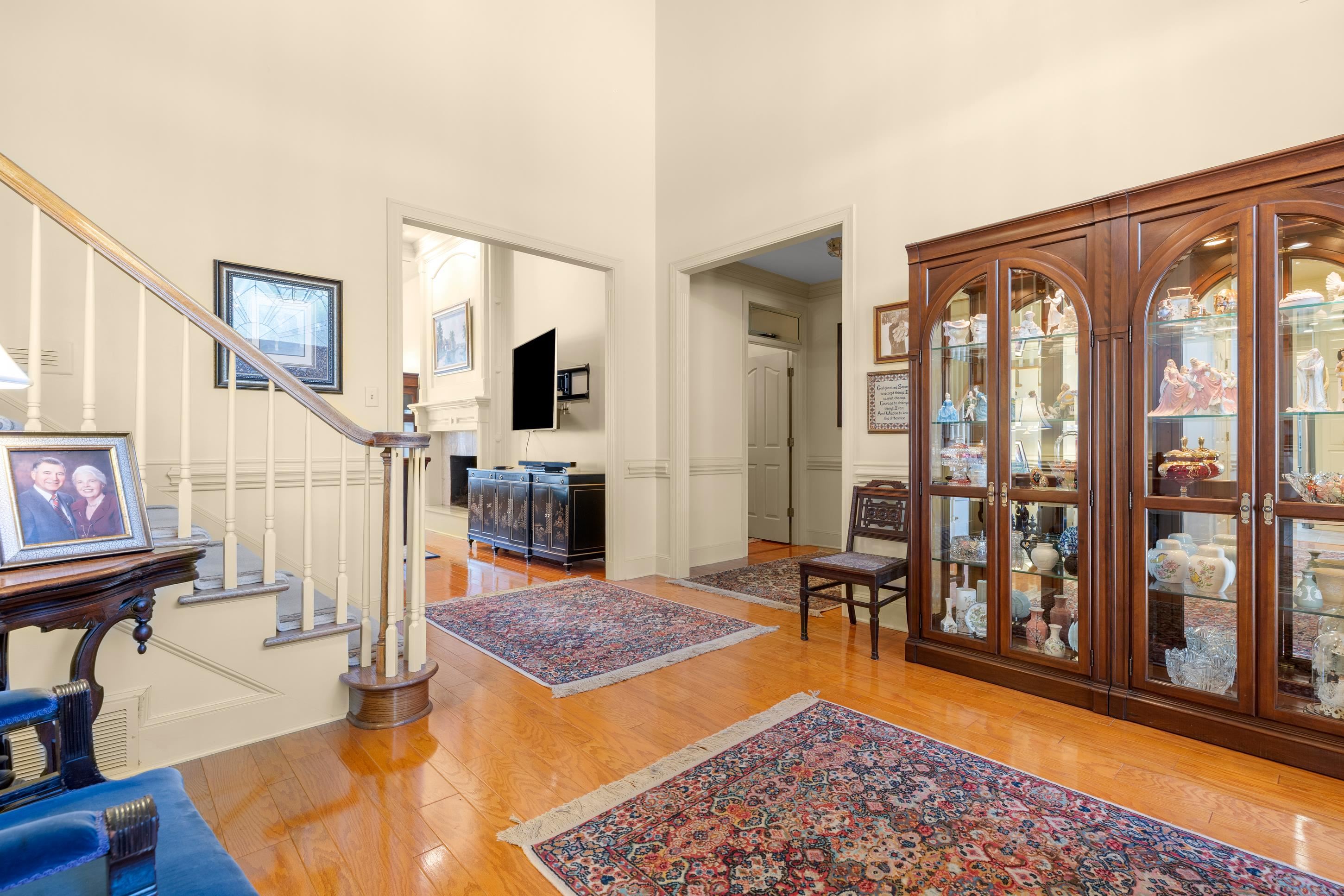 3290 Windemere Cir Property Photo 6