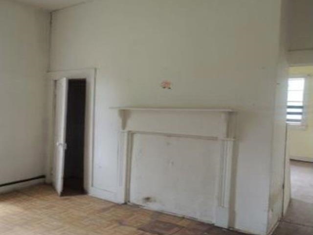 1436 College St Property Photo 2