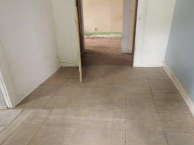 1436 College St Property Photo 7