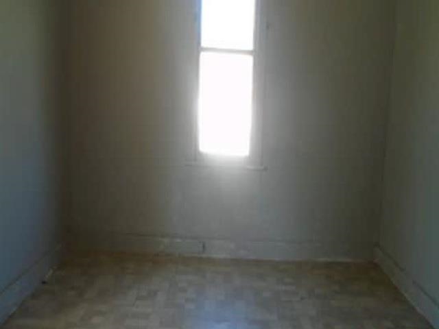 1436 College St Property Photo 8
