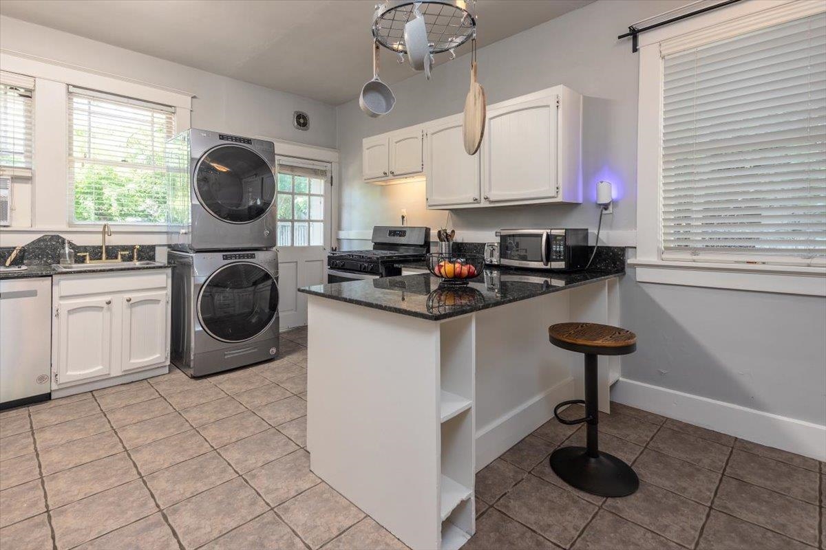 2251 Evelyn Ave Property Photo 15