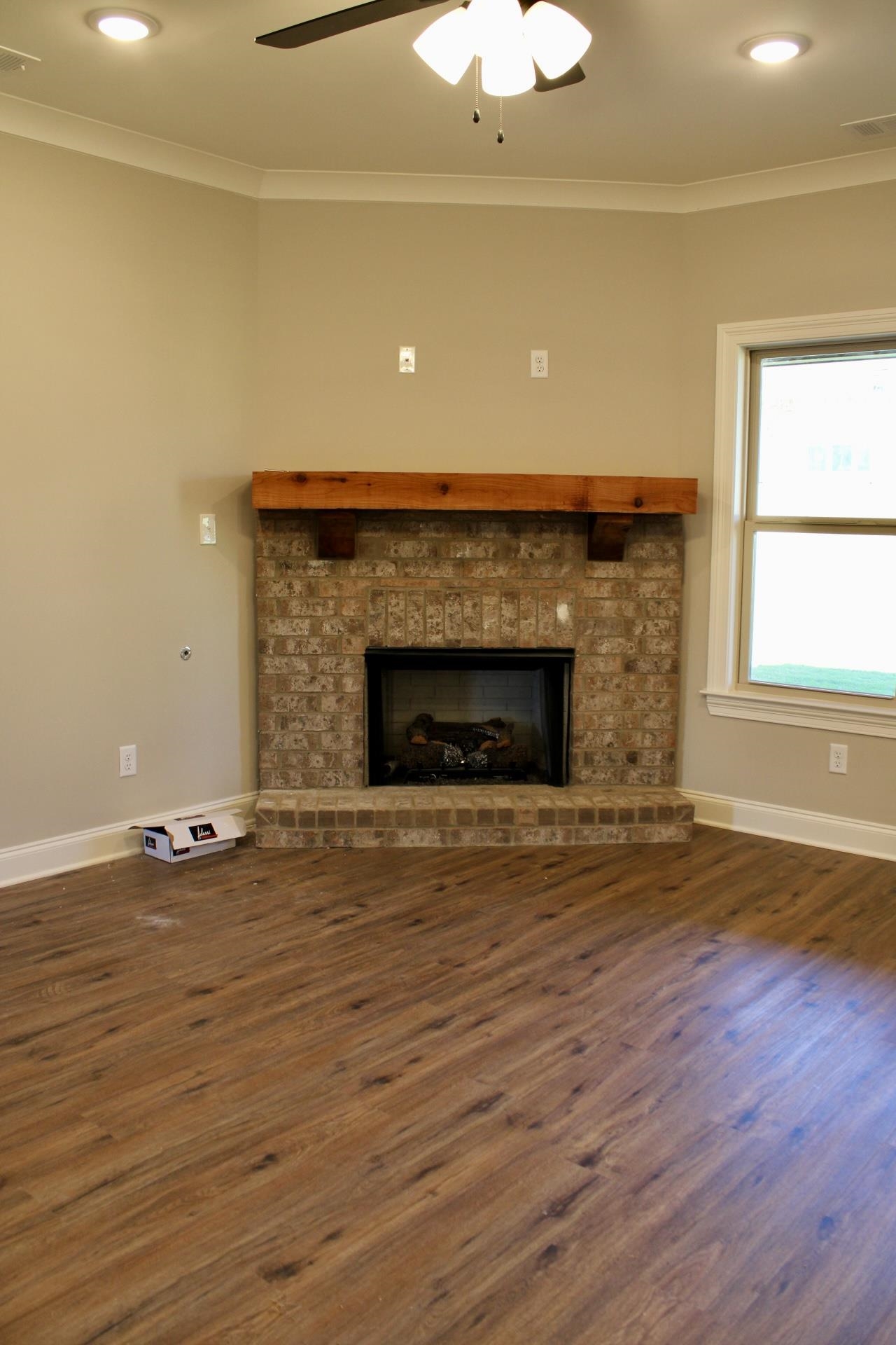 59 Columbia Way Property Photo 8