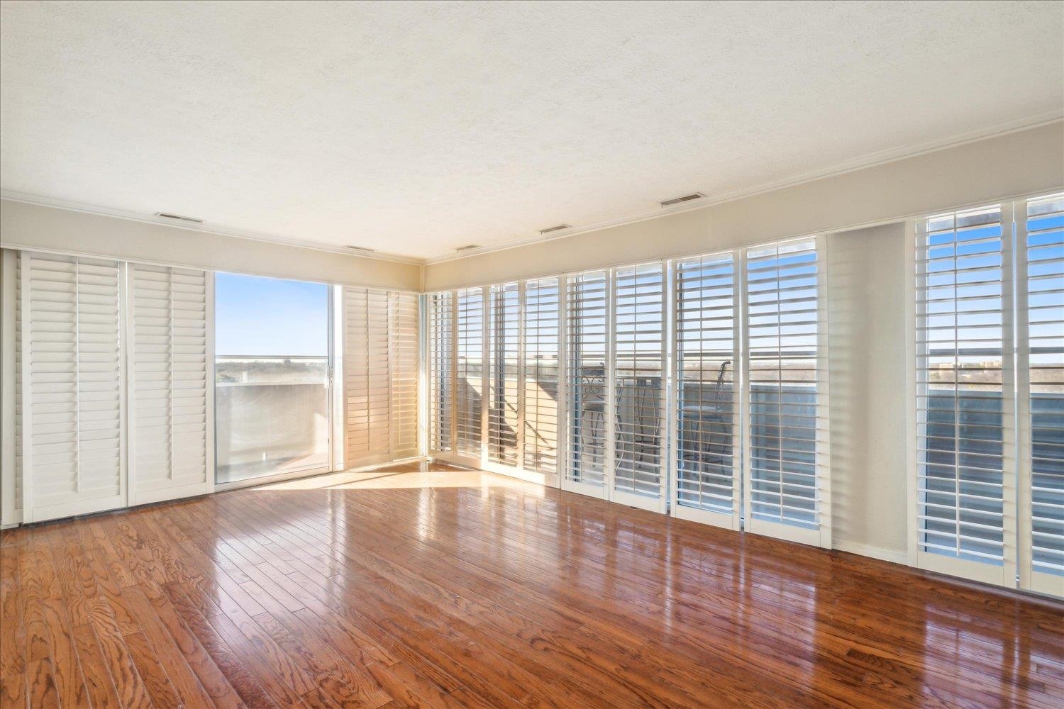 232 S Highland St 1101 1201 Property Photo 25