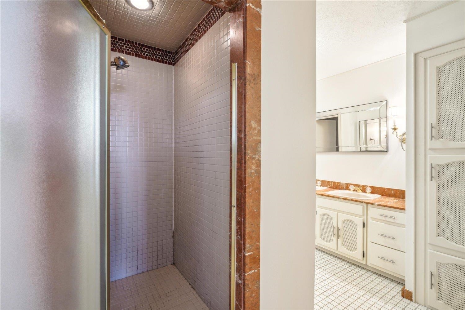 232 S Highland St 1101 1201 Property Photo 27