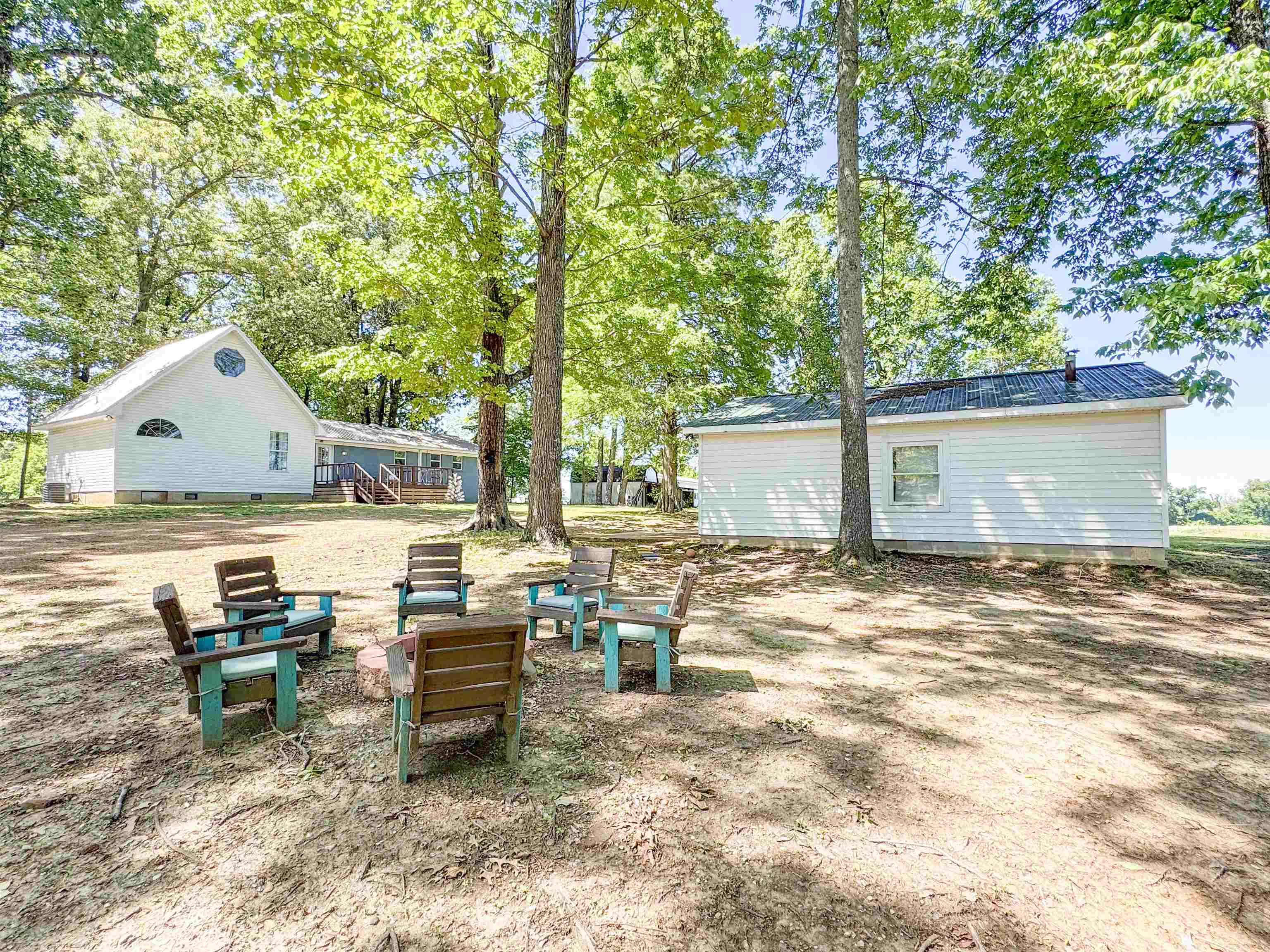 446 S Canaan Grove Rd Property Photo 32