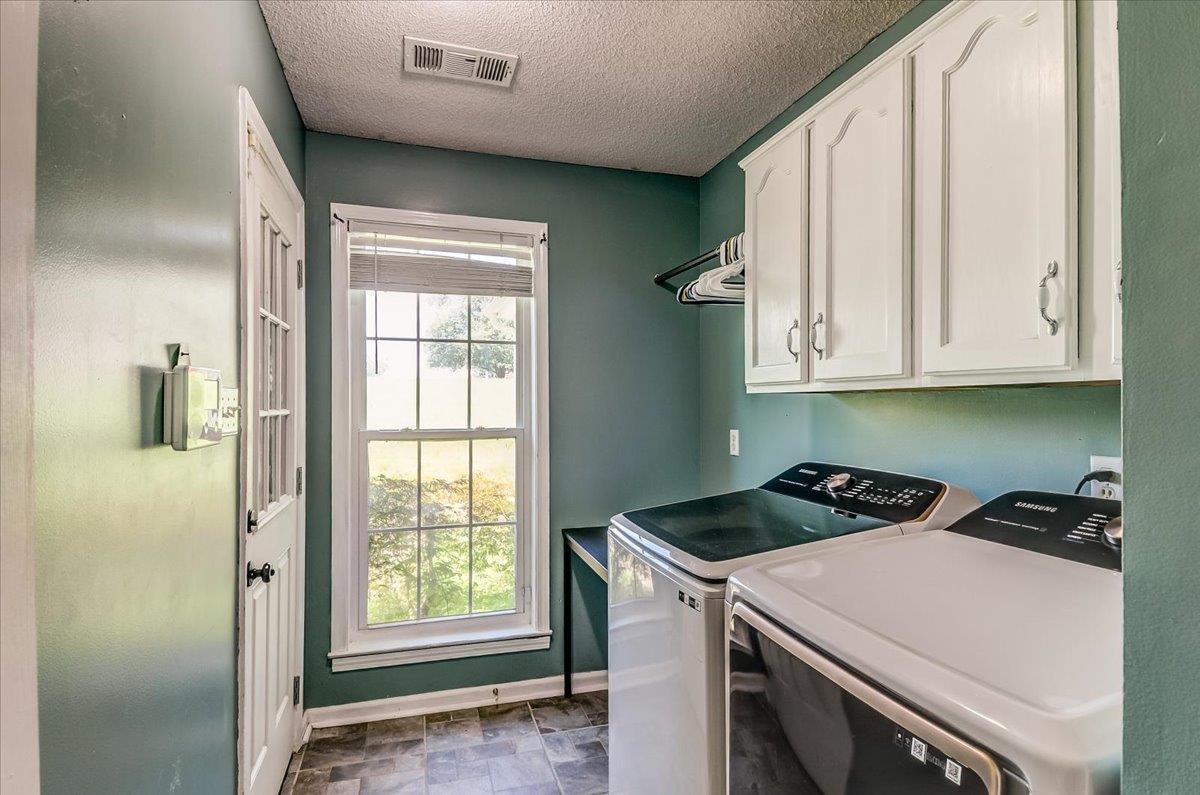 25 Leggett Cv Property Photo 11