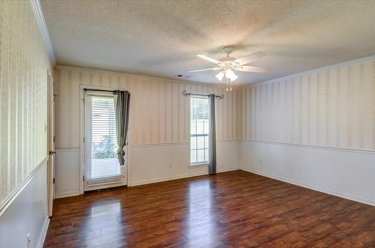 25 Leggett Cv Property Photo 12