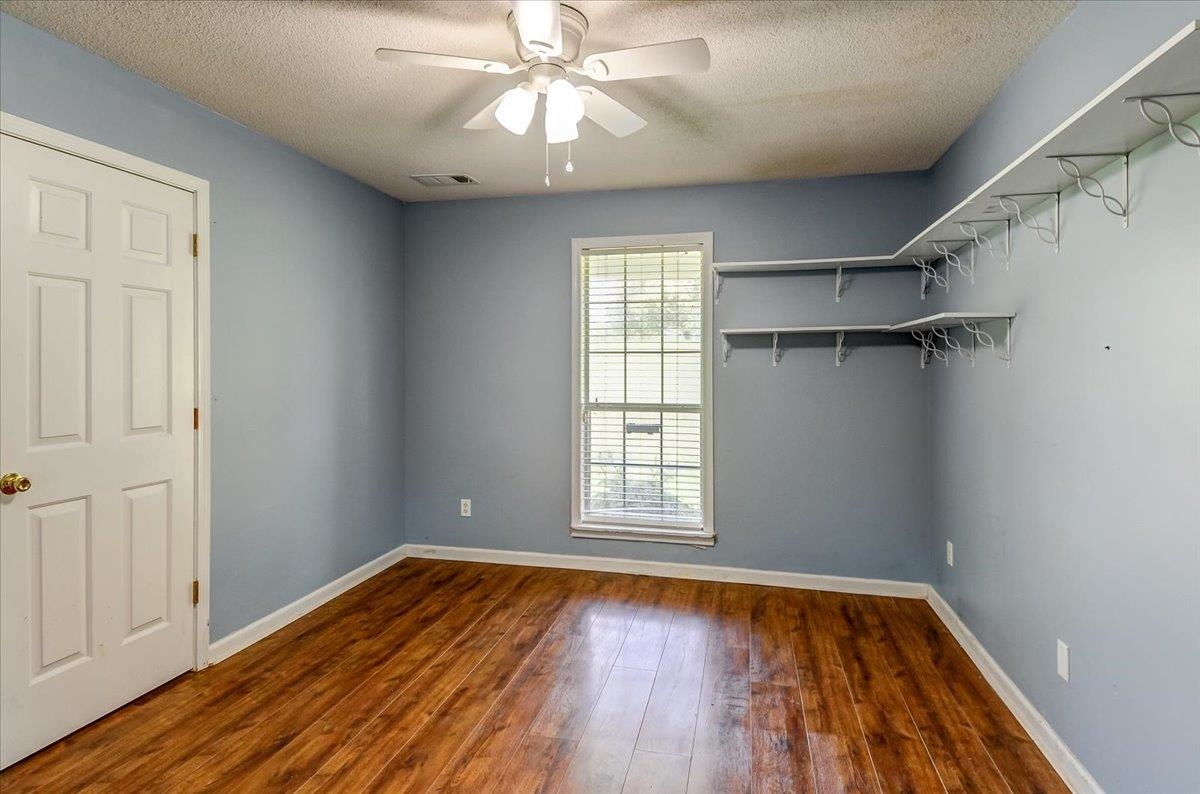 25 Leggett Cv Property Photo 15
