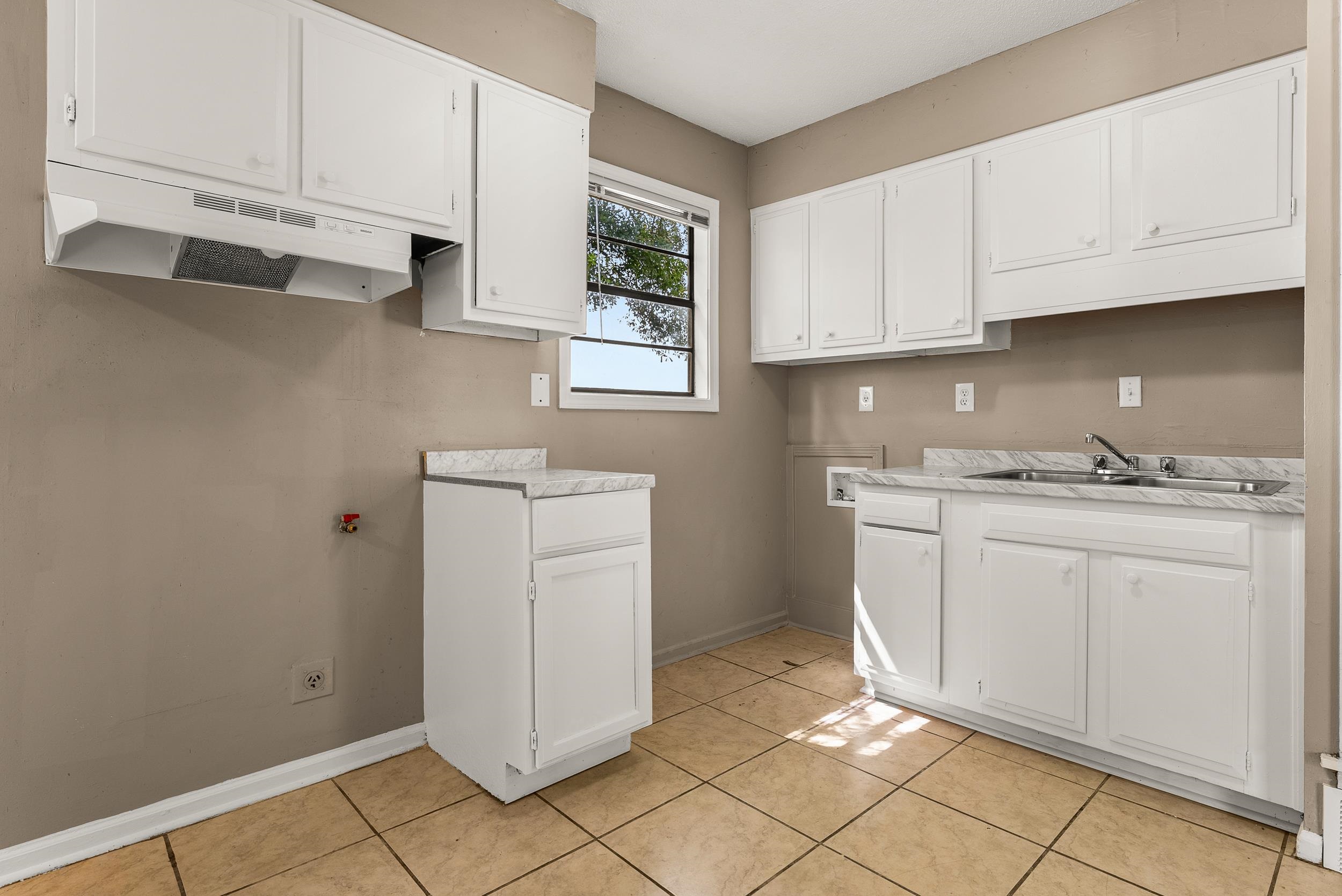 3759 Mccain Rd Property Photo 13