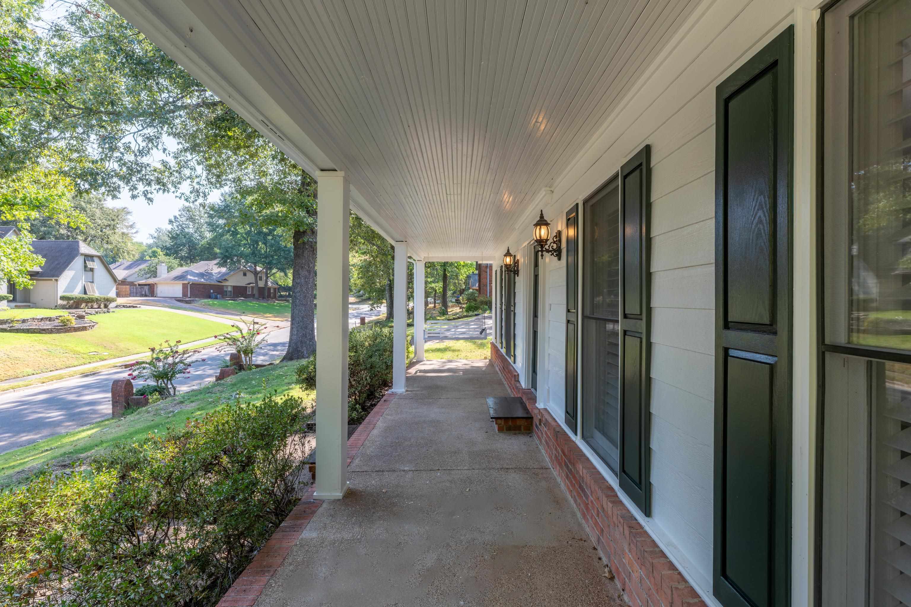 8675 Cedar Farms Dr Property Photo 2