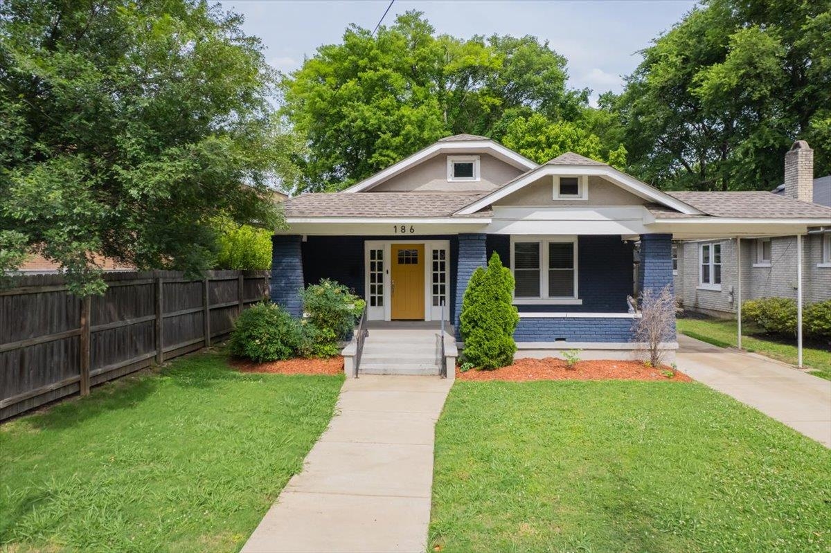 186 Lemaster St Property Photo 1