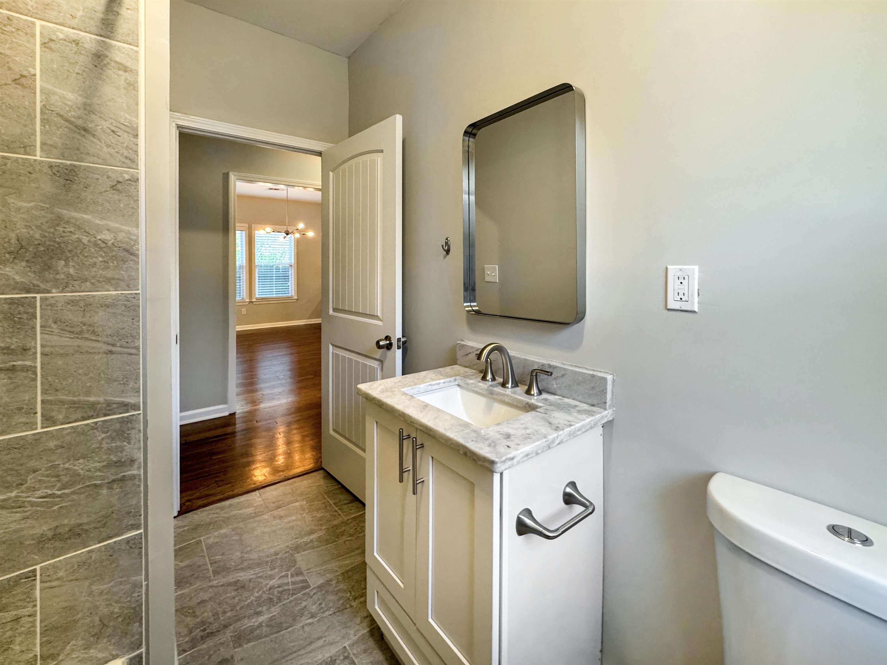 186 Lemaster St Property Photo 14