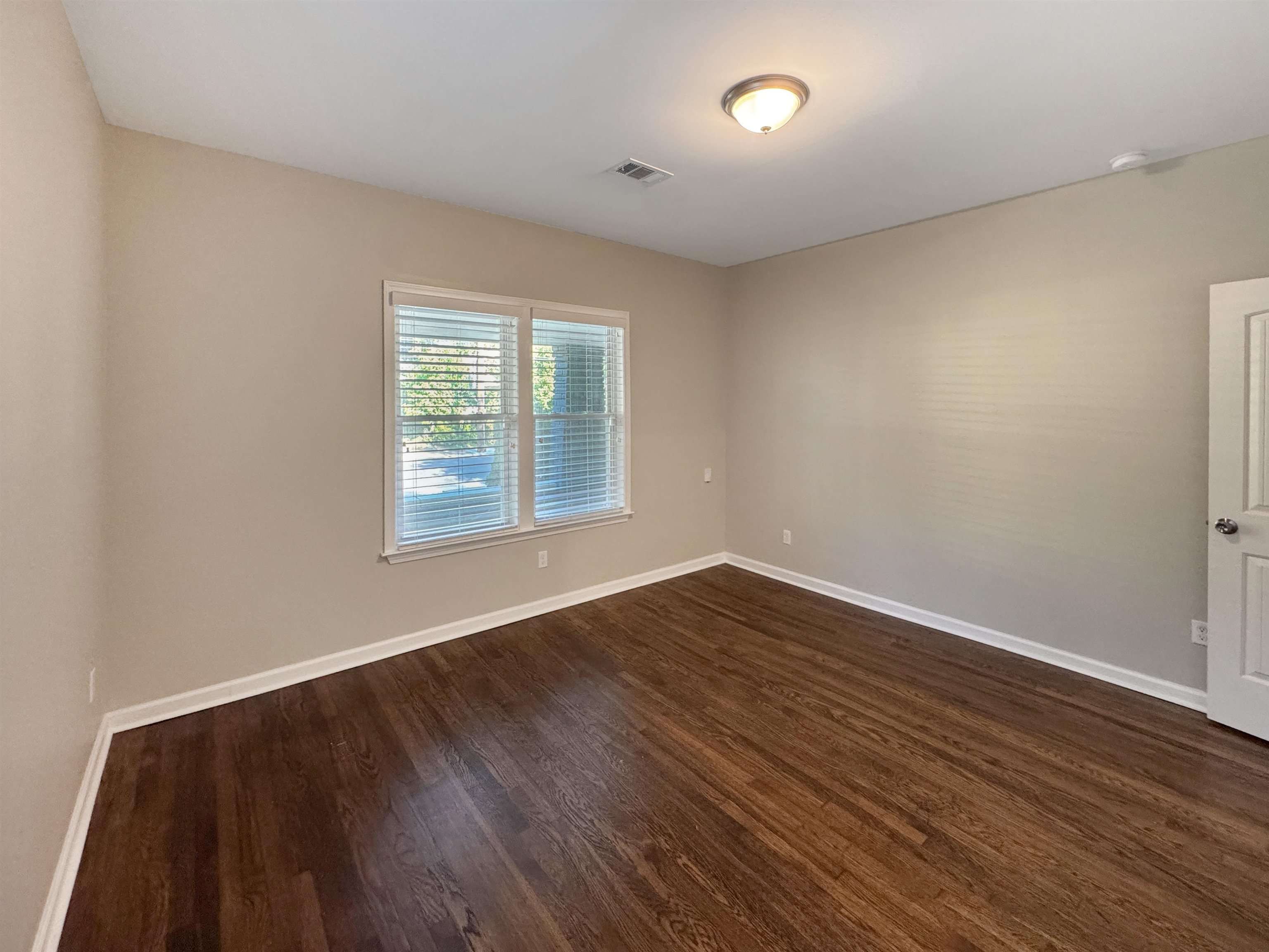 186 Lemaster St Property Photo 18