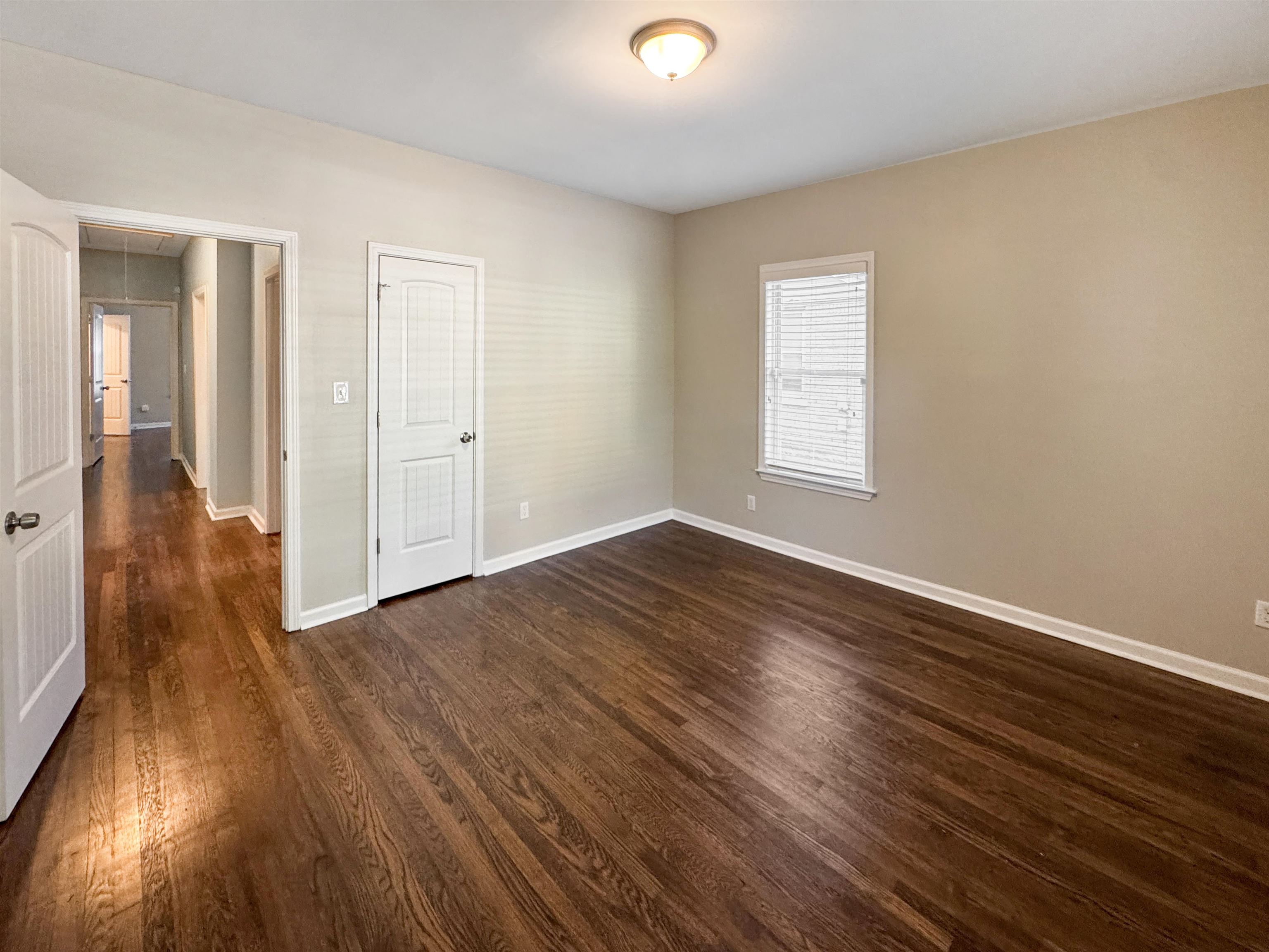 186 Lemaster St Property Photo 22