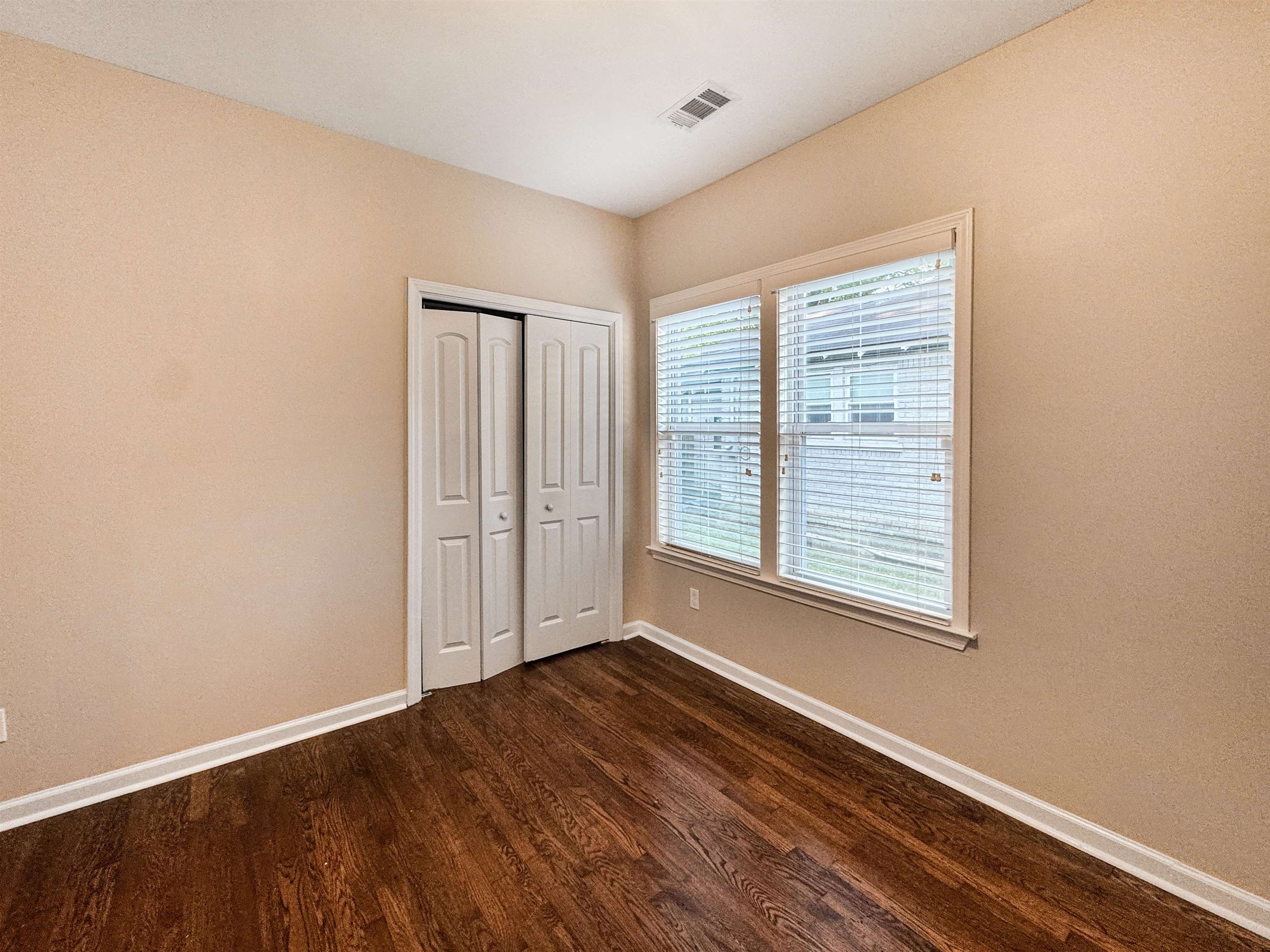 186 Lemaster St Property Photo 27
