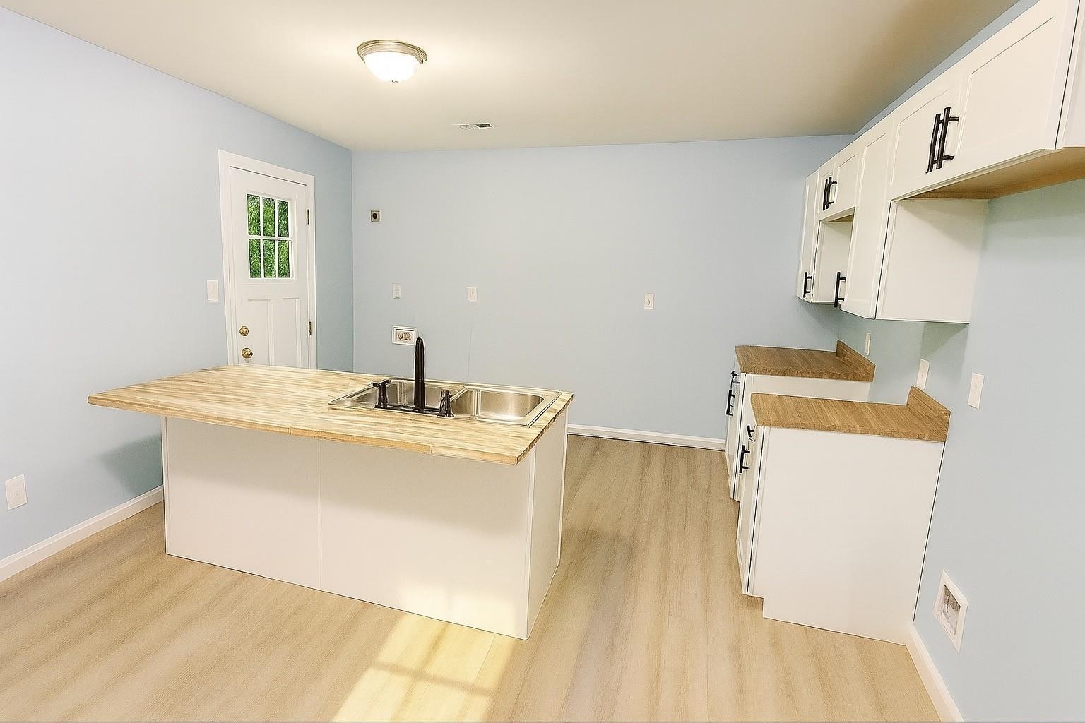 1167 Fiber Rd Property Photo 3