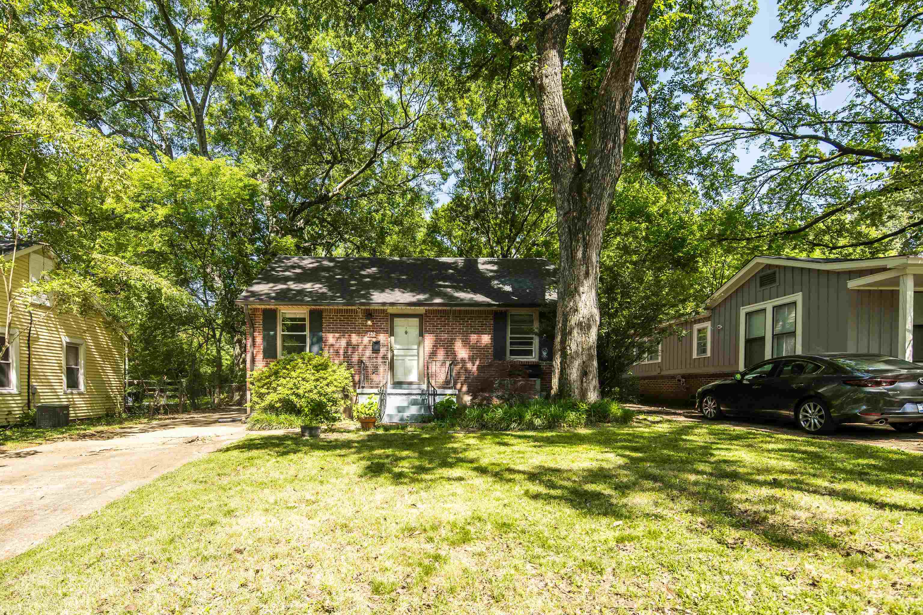752 Watson St Property Photo 30