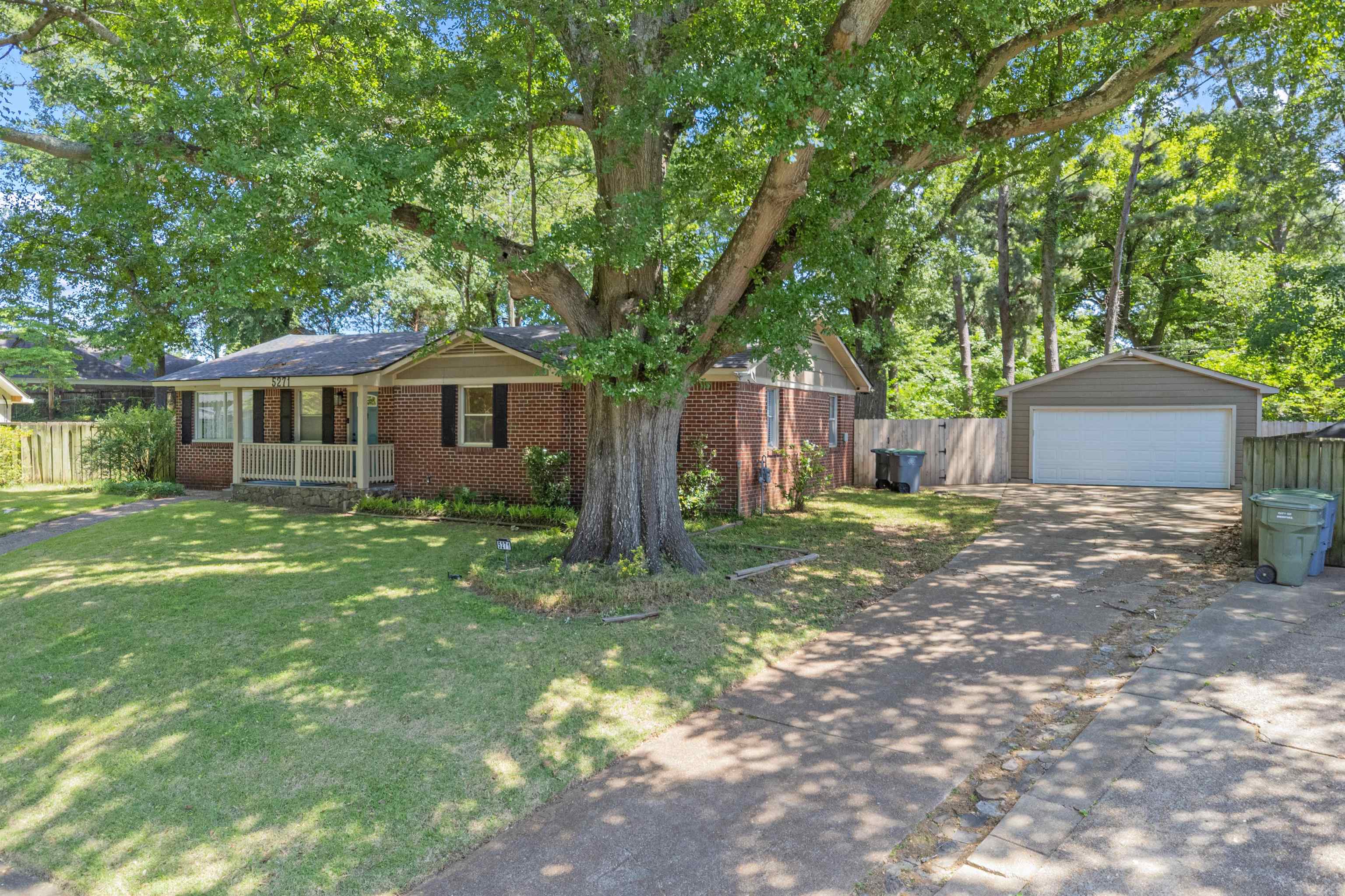 5271 Princeton Rd Property Photo 2