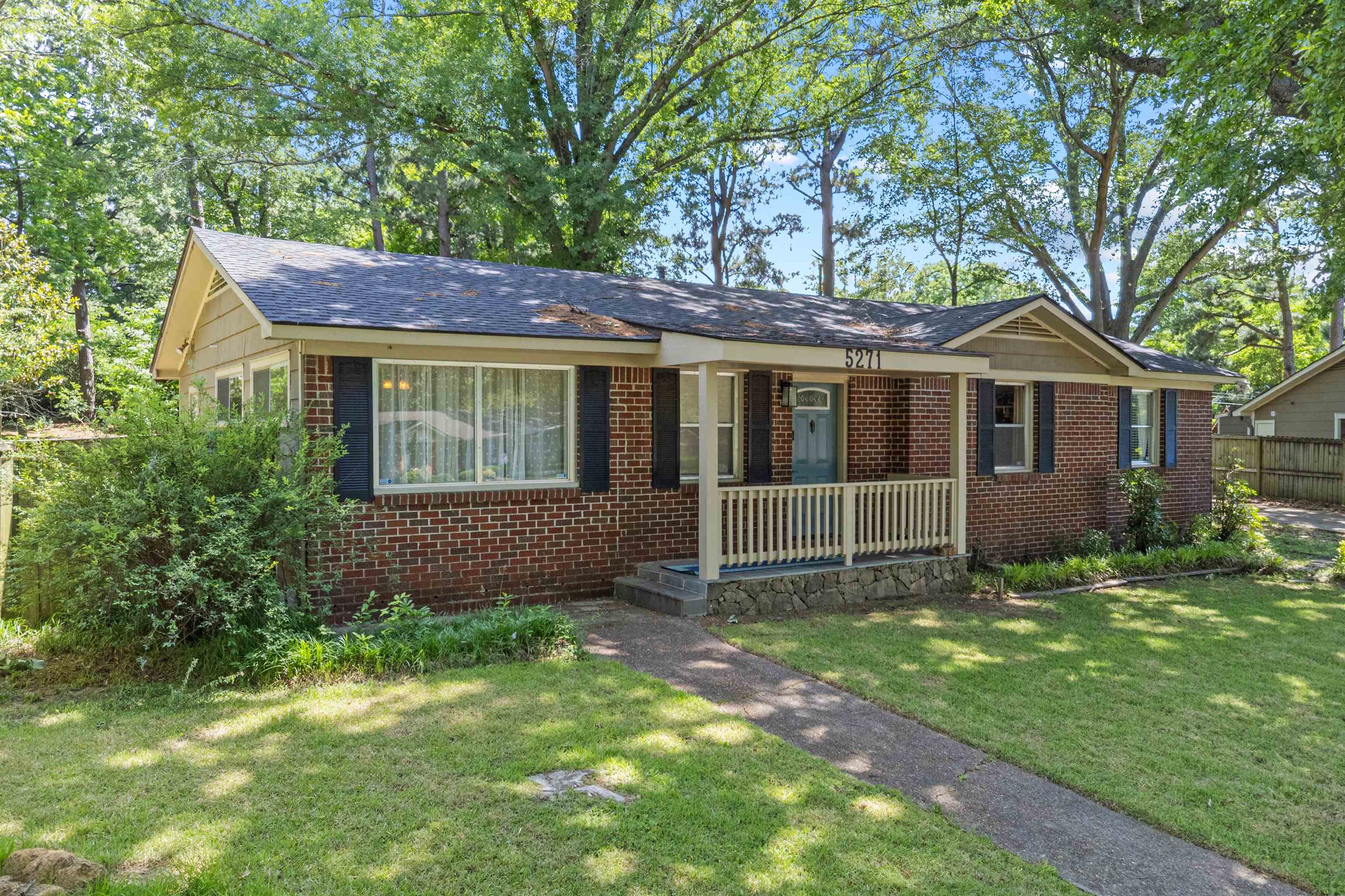 5271 Princeton Rd Property Photo 3