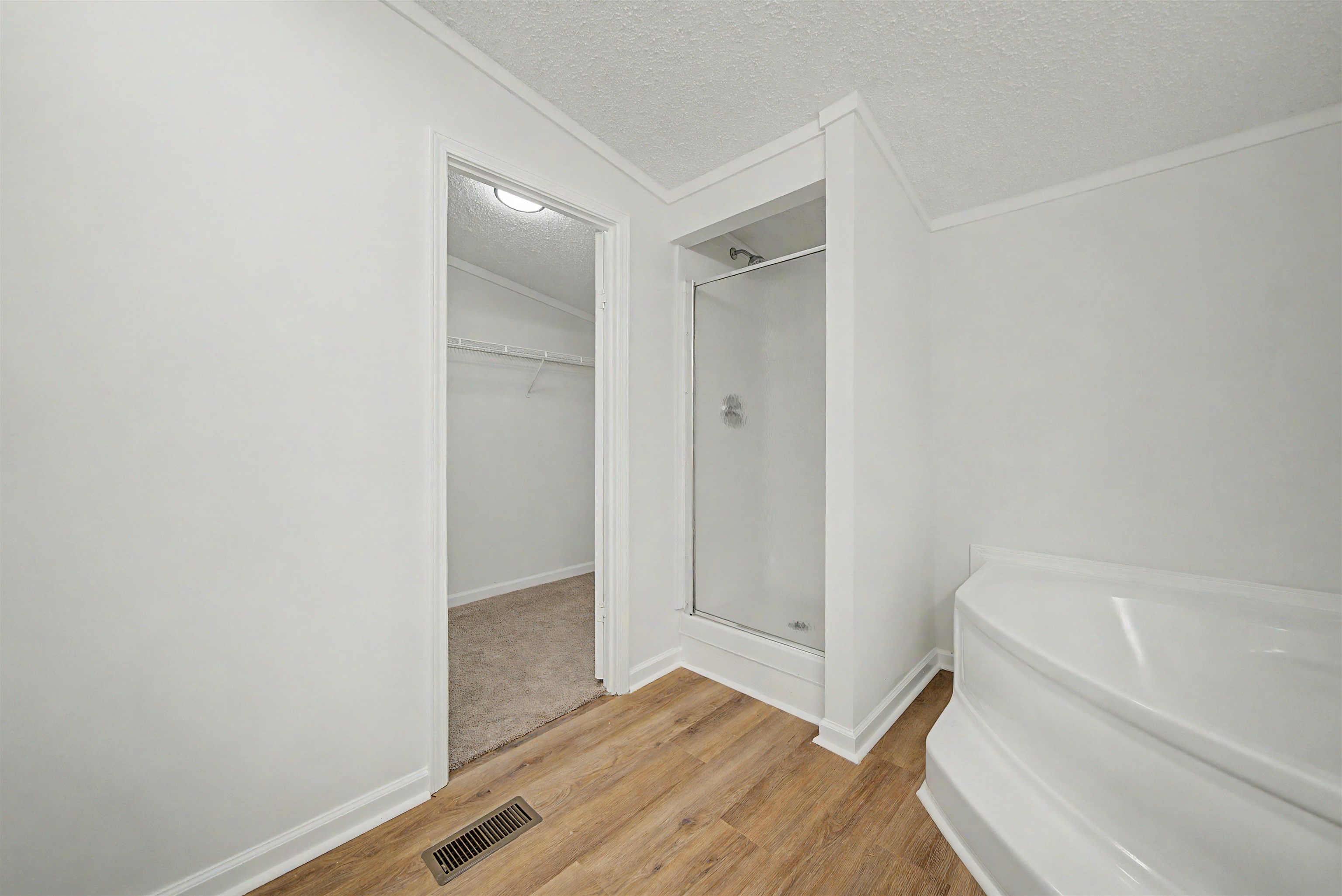 890 Burks Rd Property Photo 15