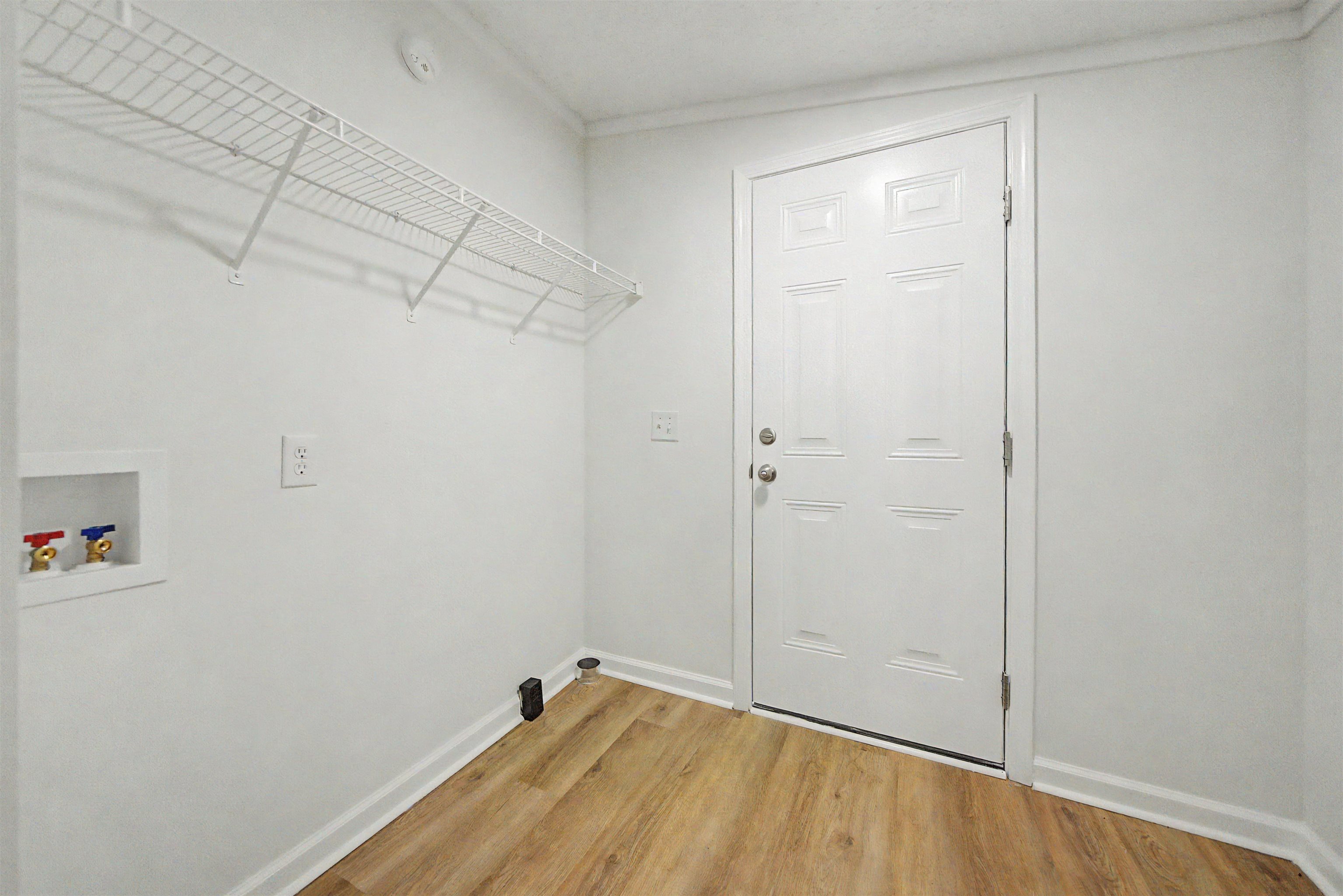 890 Burks Rd Property Photo 21