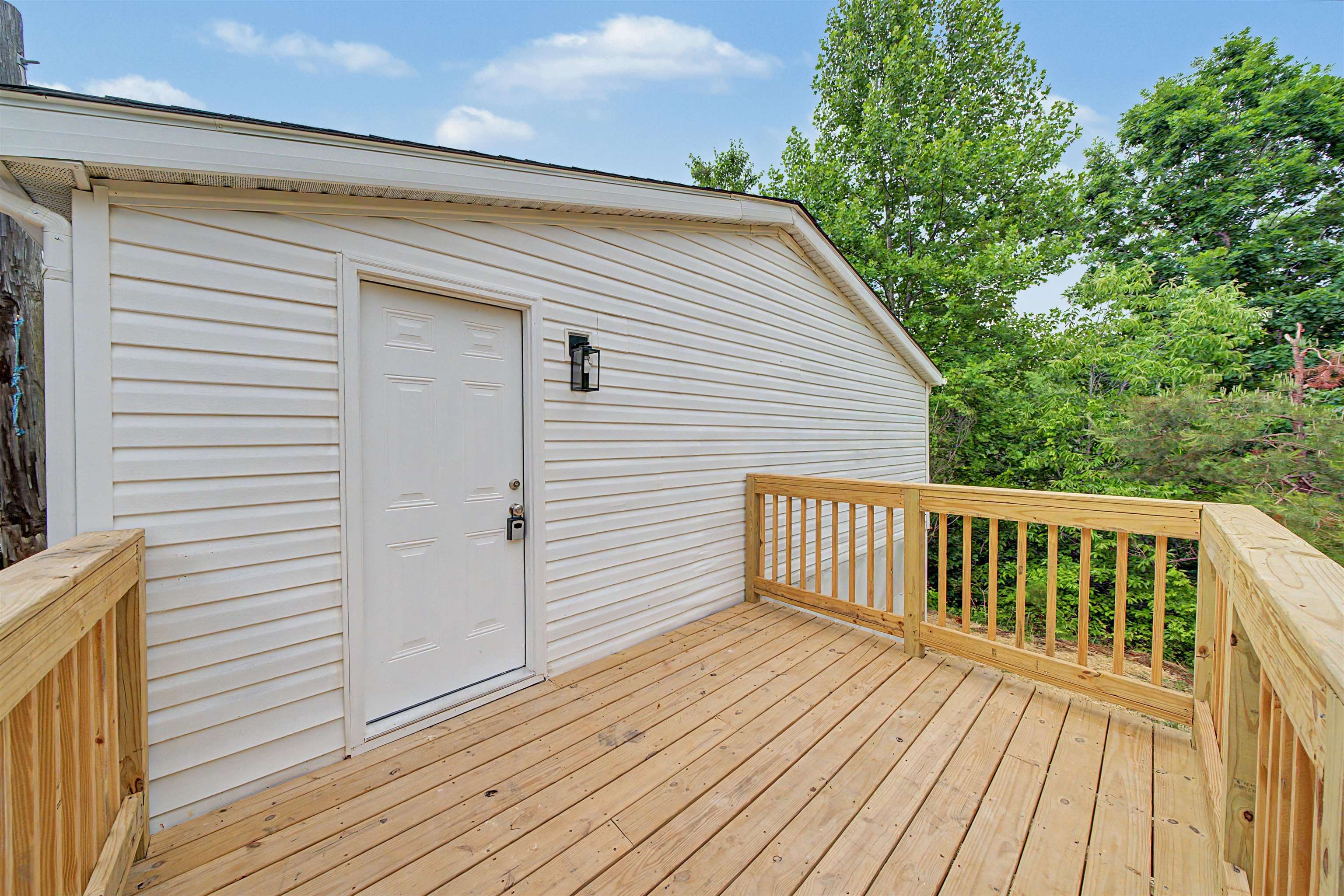 890 Burks Rd Property Photo 24