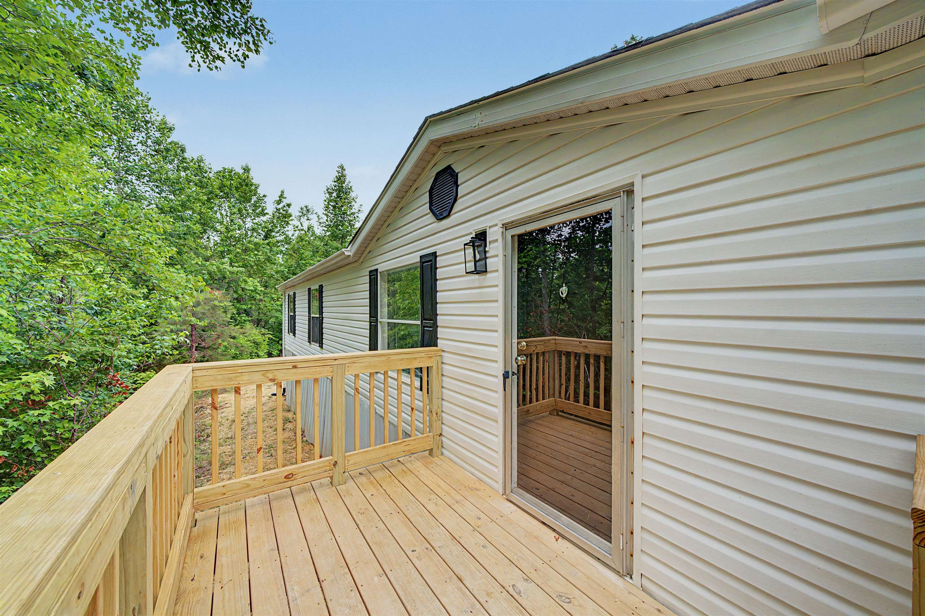 890 Burks Rd Property Photo 26