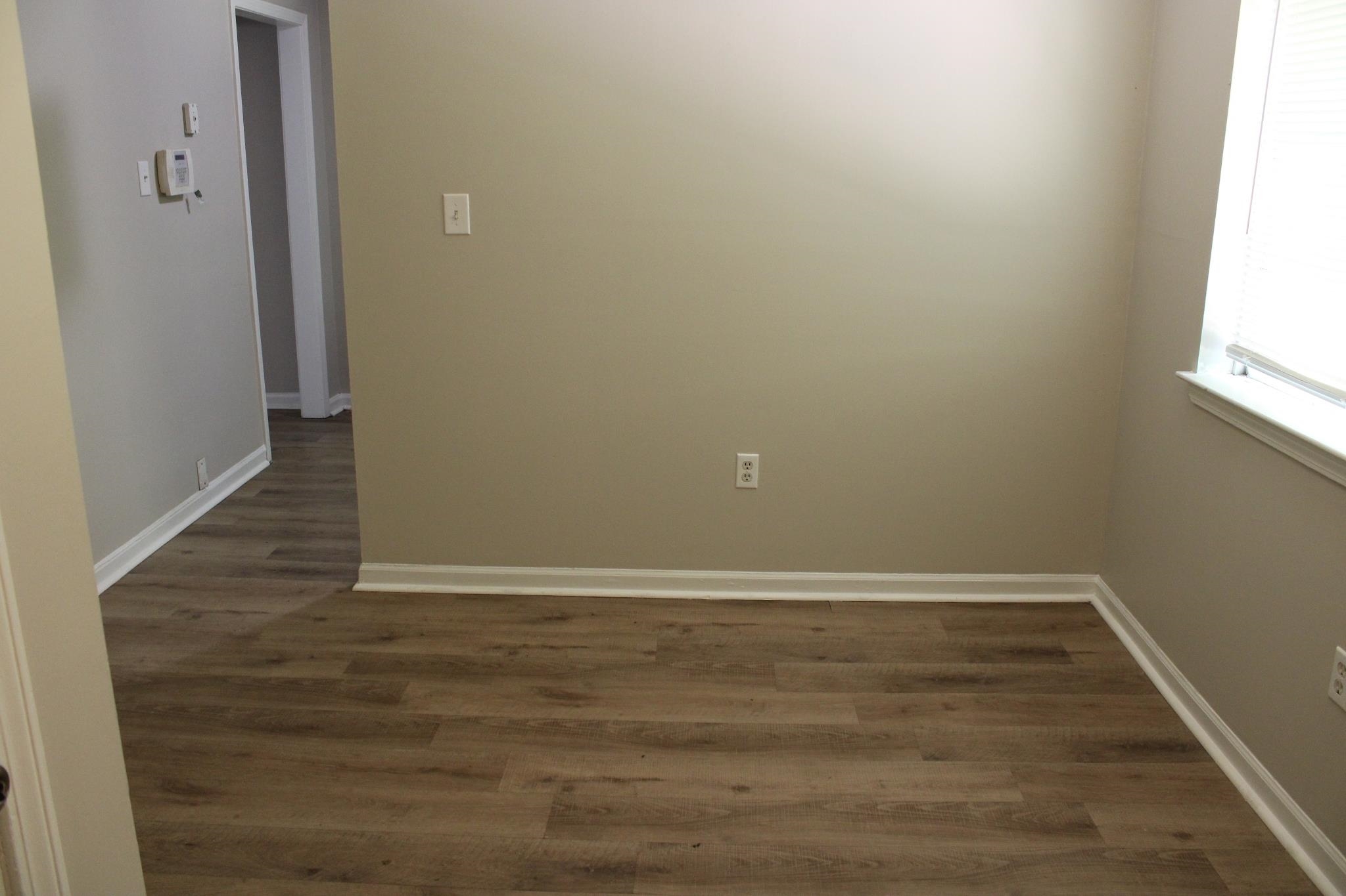 5116 Chantilly Dr Property Photo 5