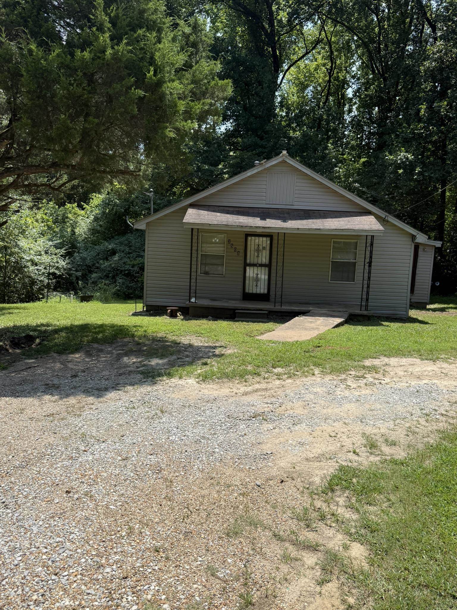 7503 Walsh Rd Property Photo 22