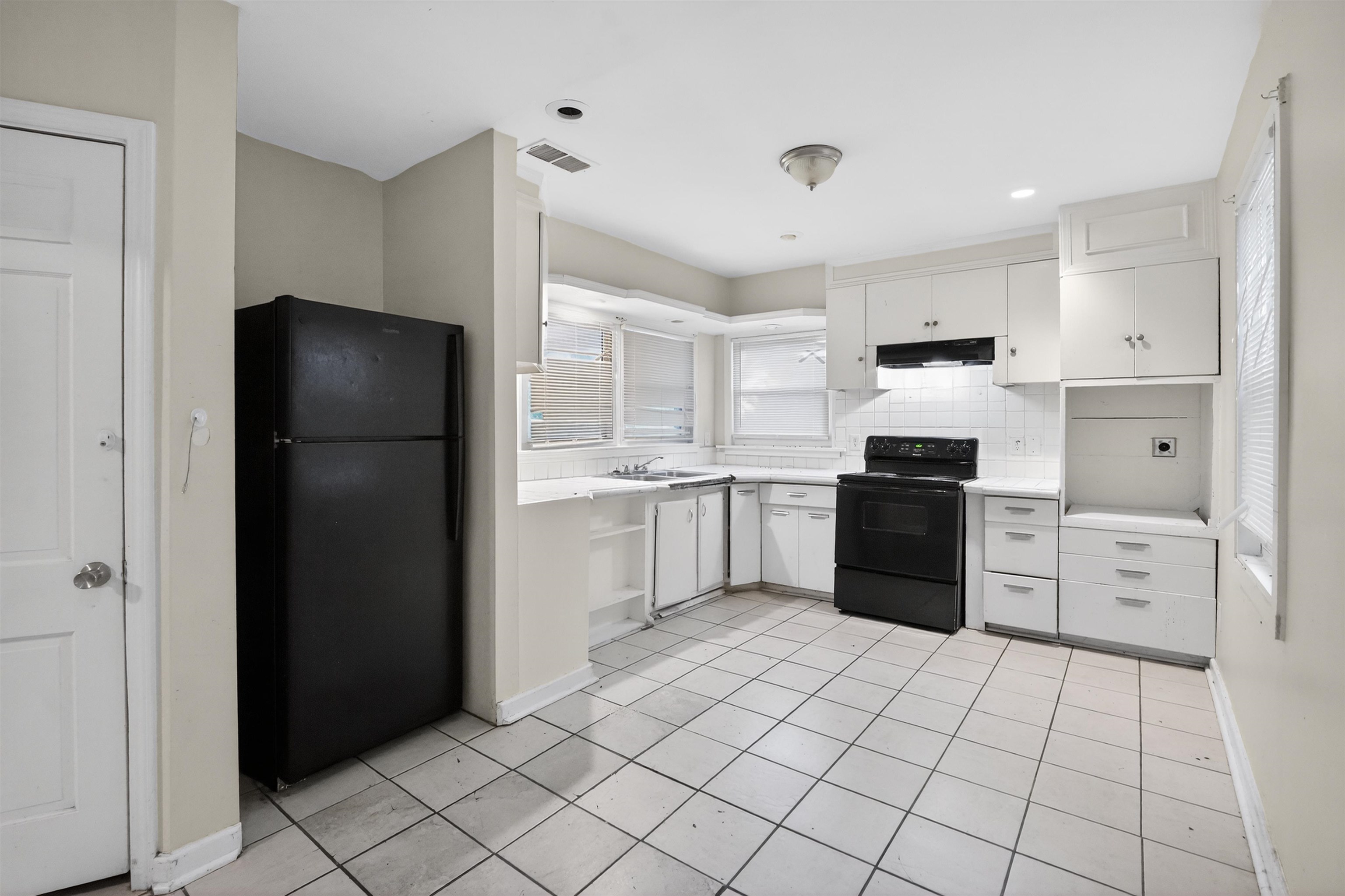 4055 Kimball Ave Property Photo 22