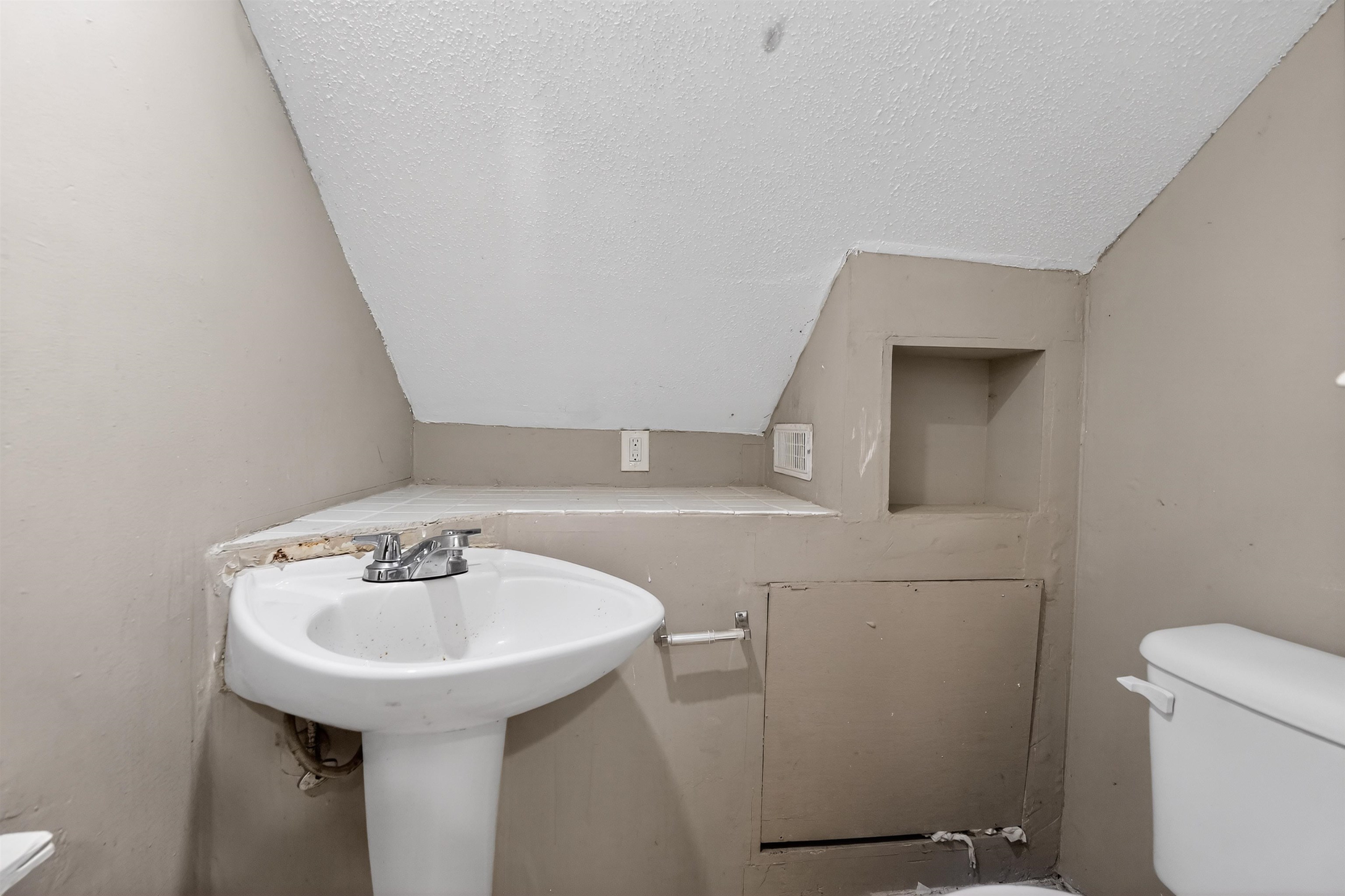 4055 Kimball Ave Property Photo 26
