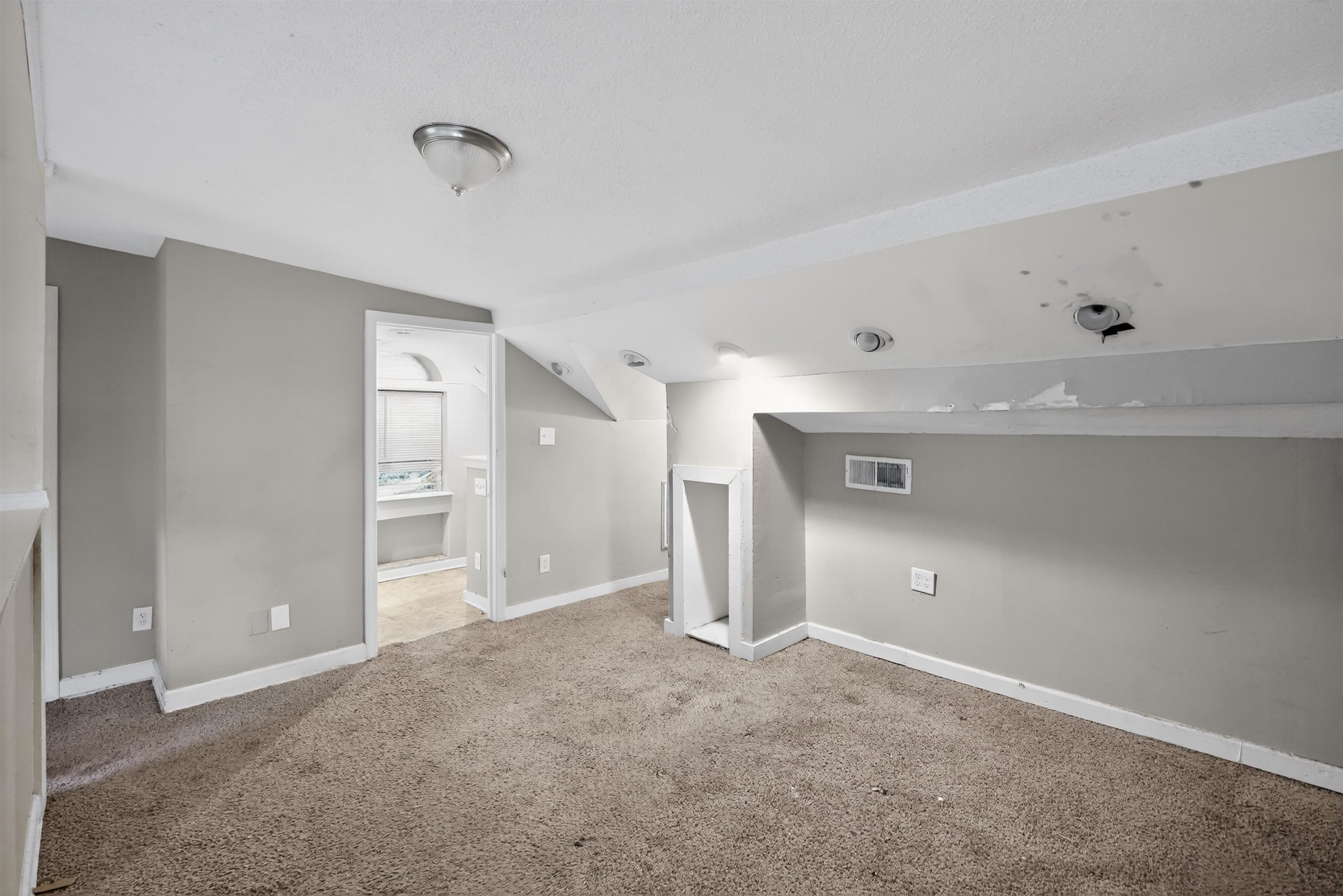 4055 Kimball Ave Property Photo 29