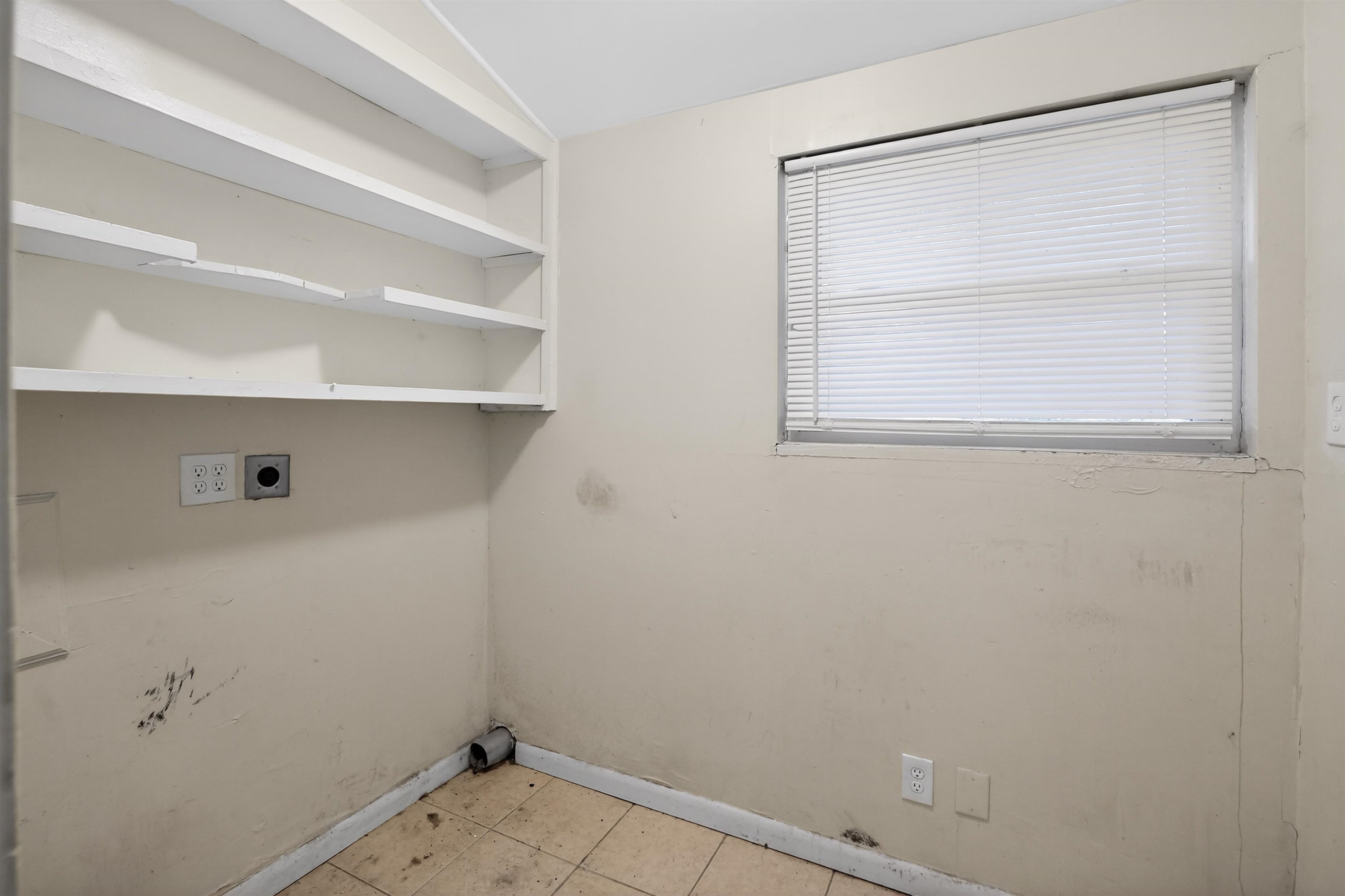 4055 Kimball Ave Property Photo 33