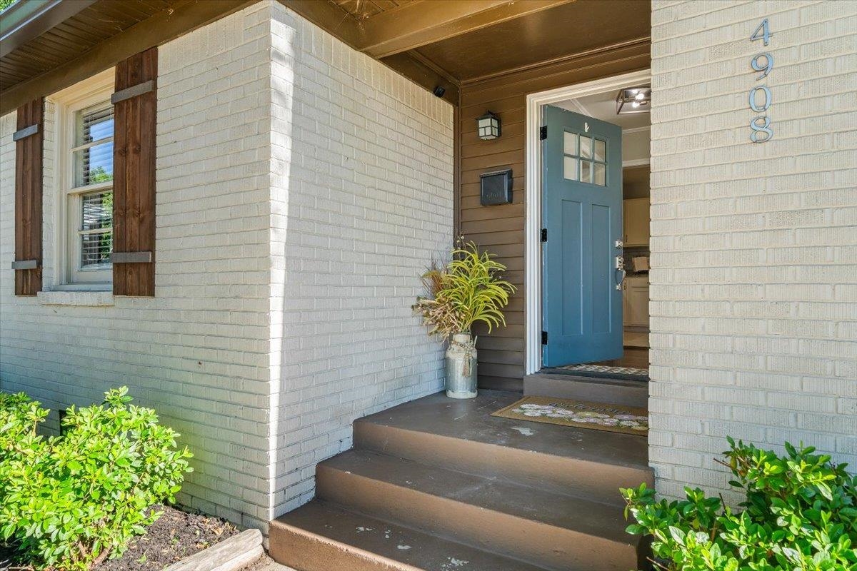 4908 Marianne Ln Property Photo 4