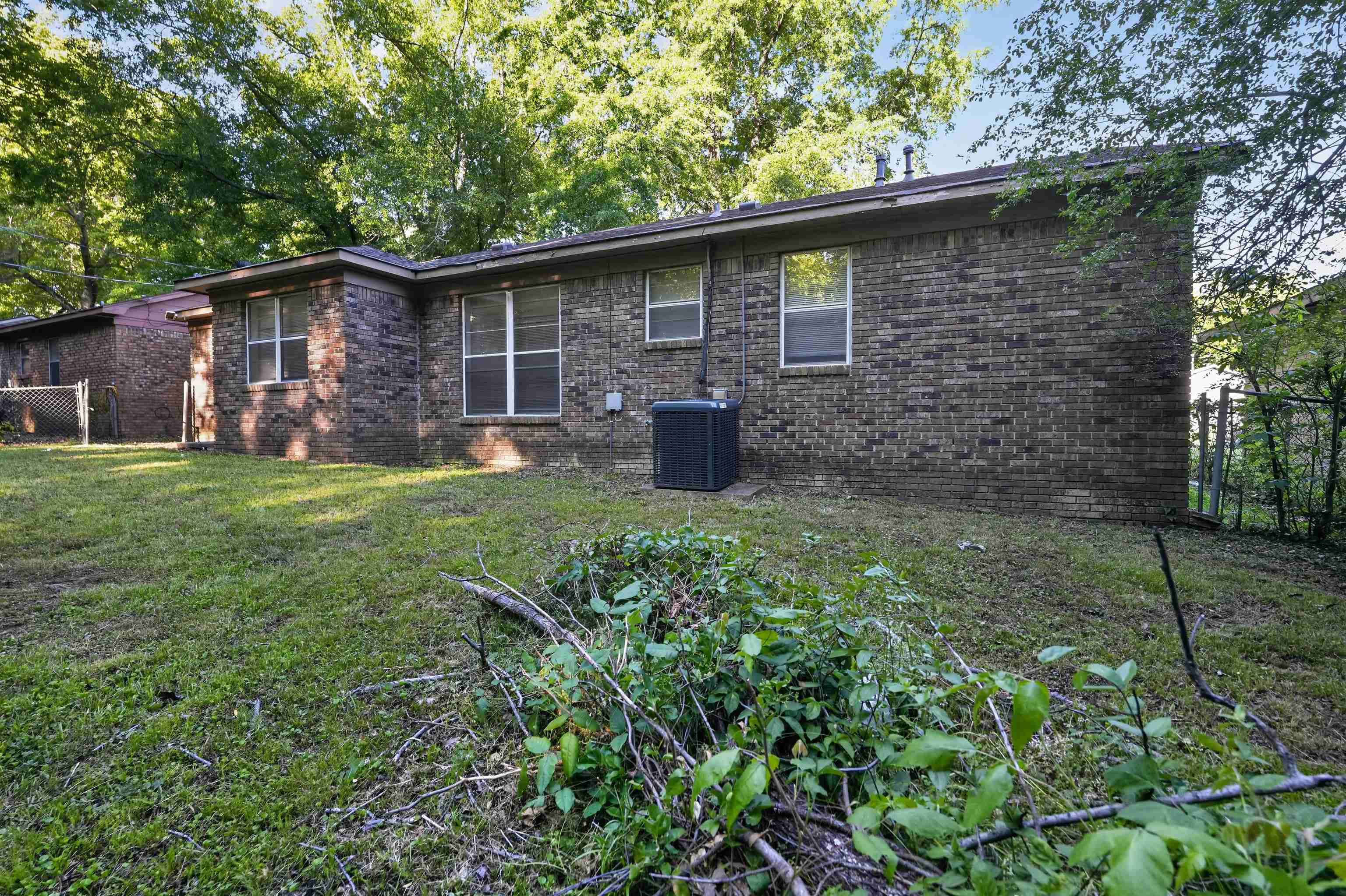 3276 Denver St Property Photo 2