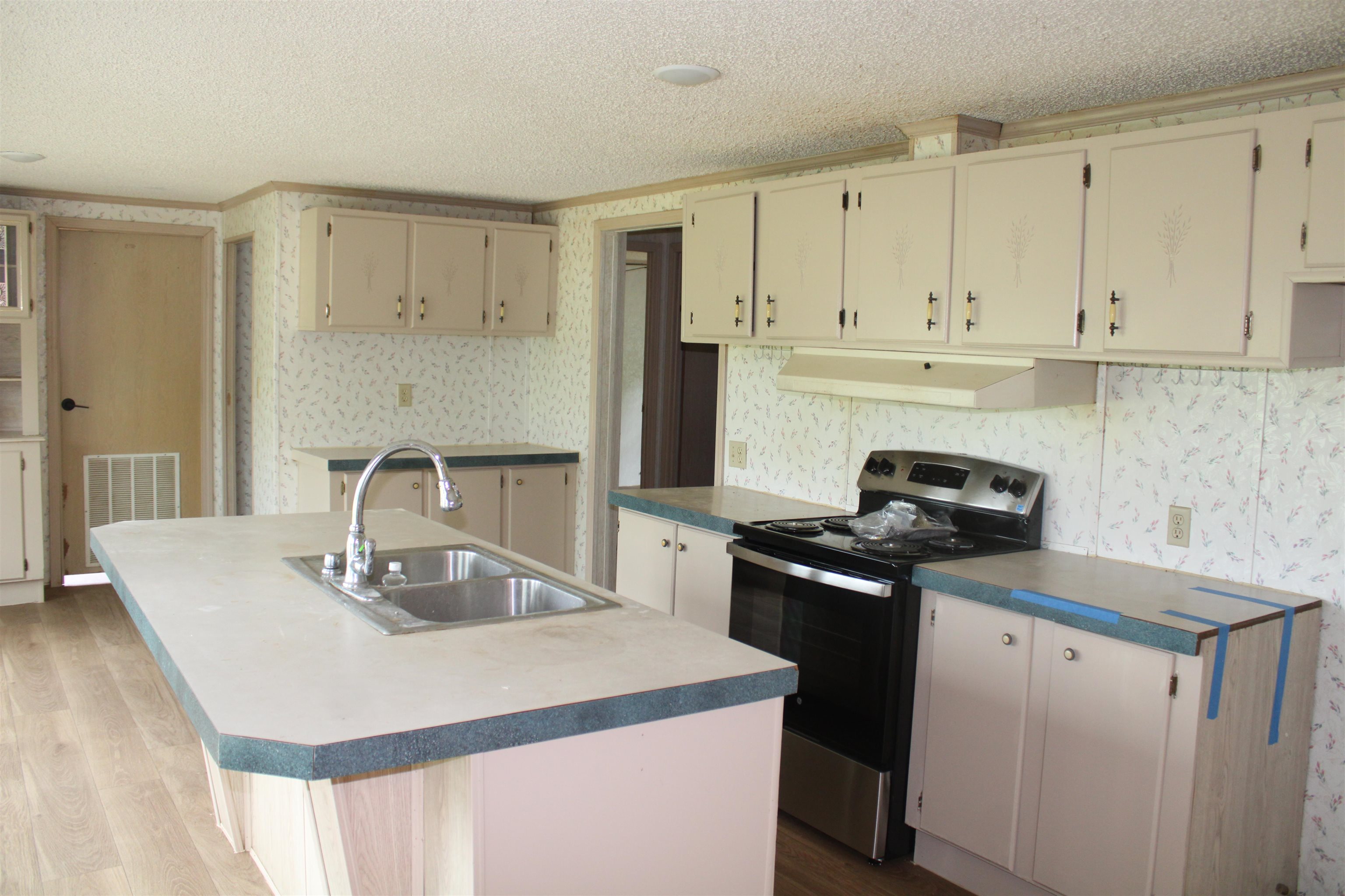 1660 Candy Owens Rd Property Photo 15