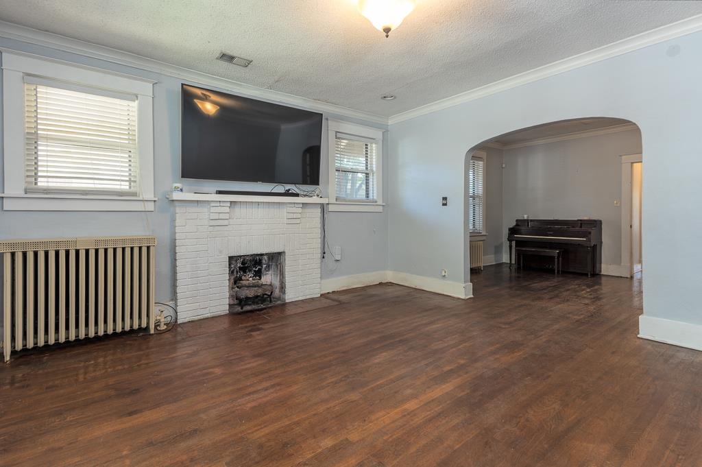 2371 Parkway Pl Property Photo 6
