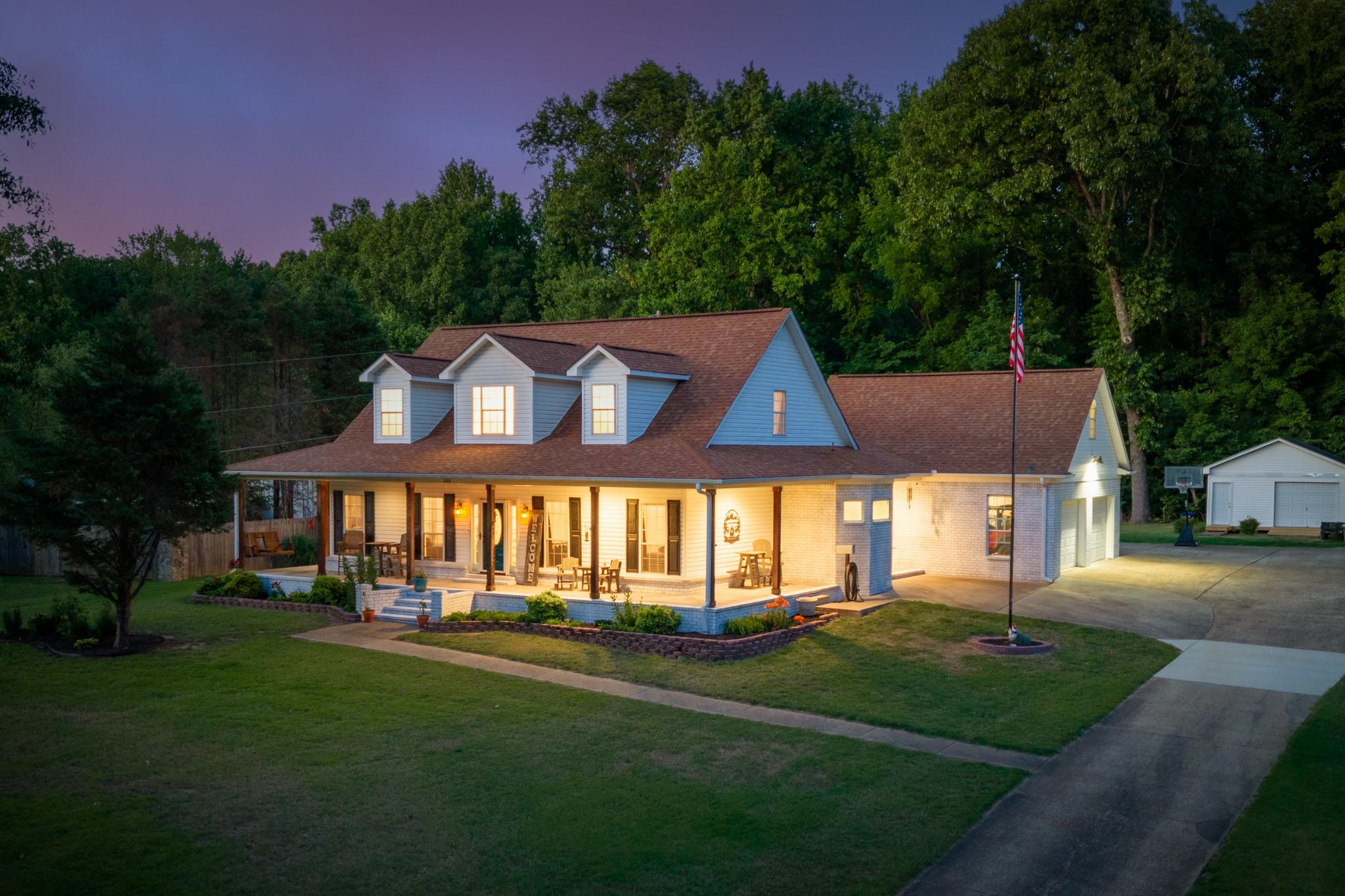 468 Kimberly Dr Property Photo 2