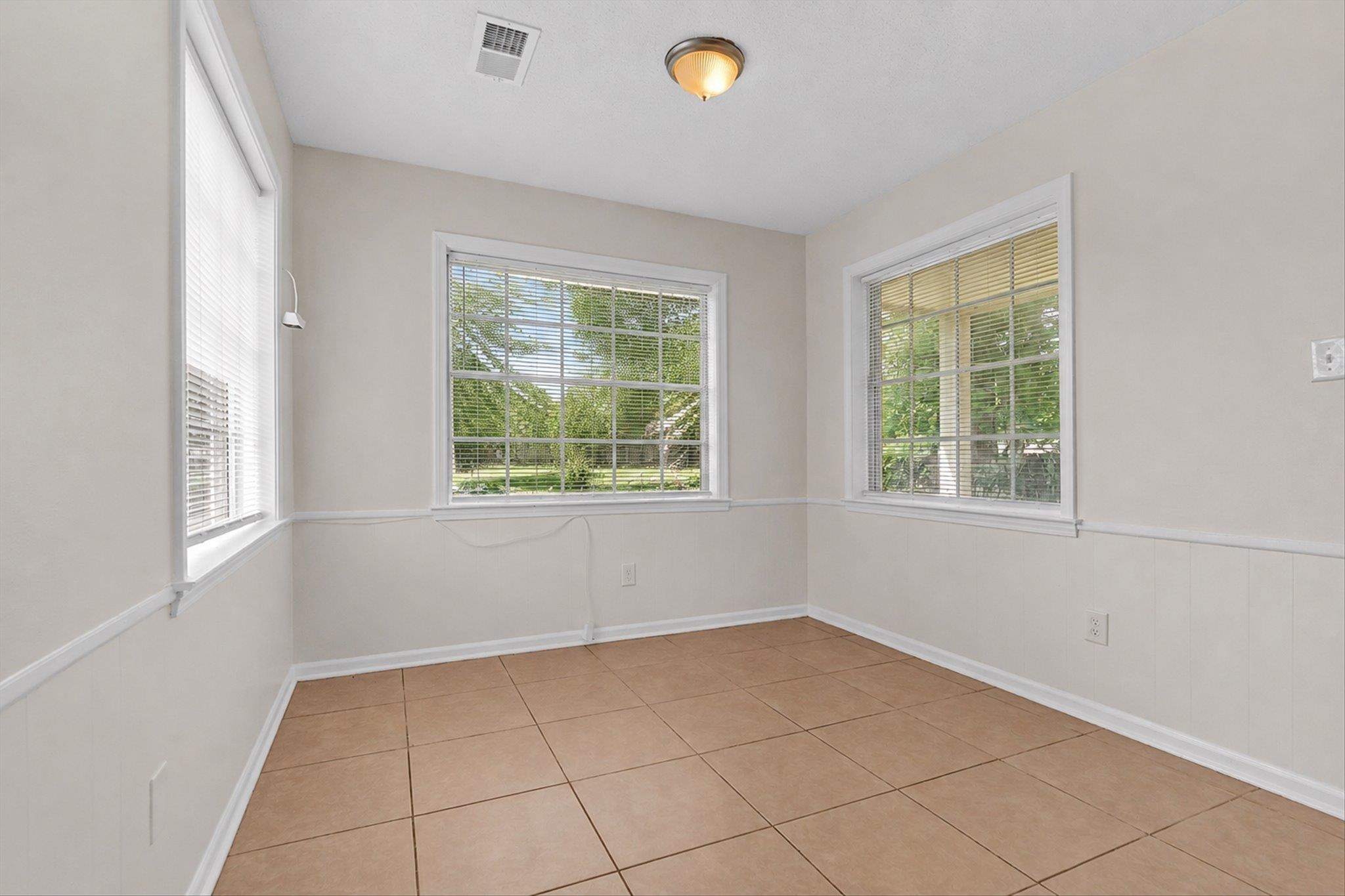 5211 Blueridge Dr Property Photo 10