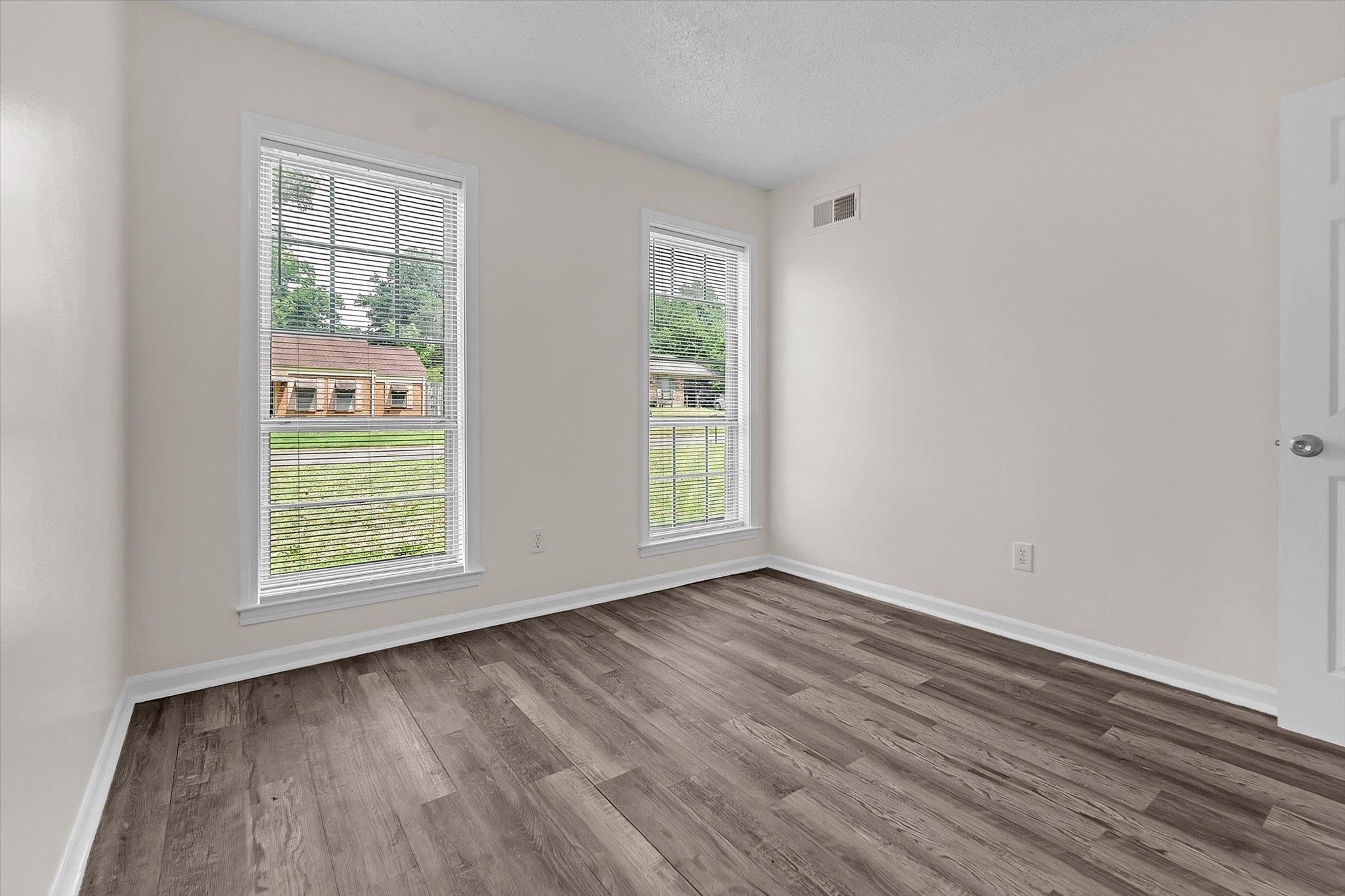 5211 Blueridge Dr Property Photo 14
