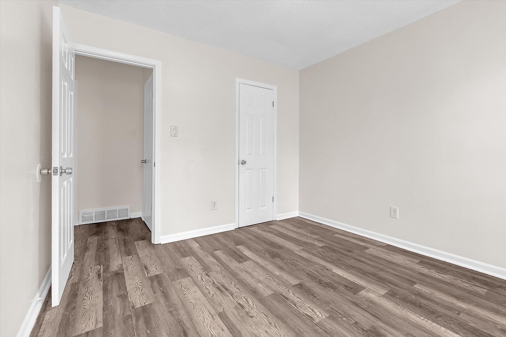 5211 Blueridge Dr Property Photo 18