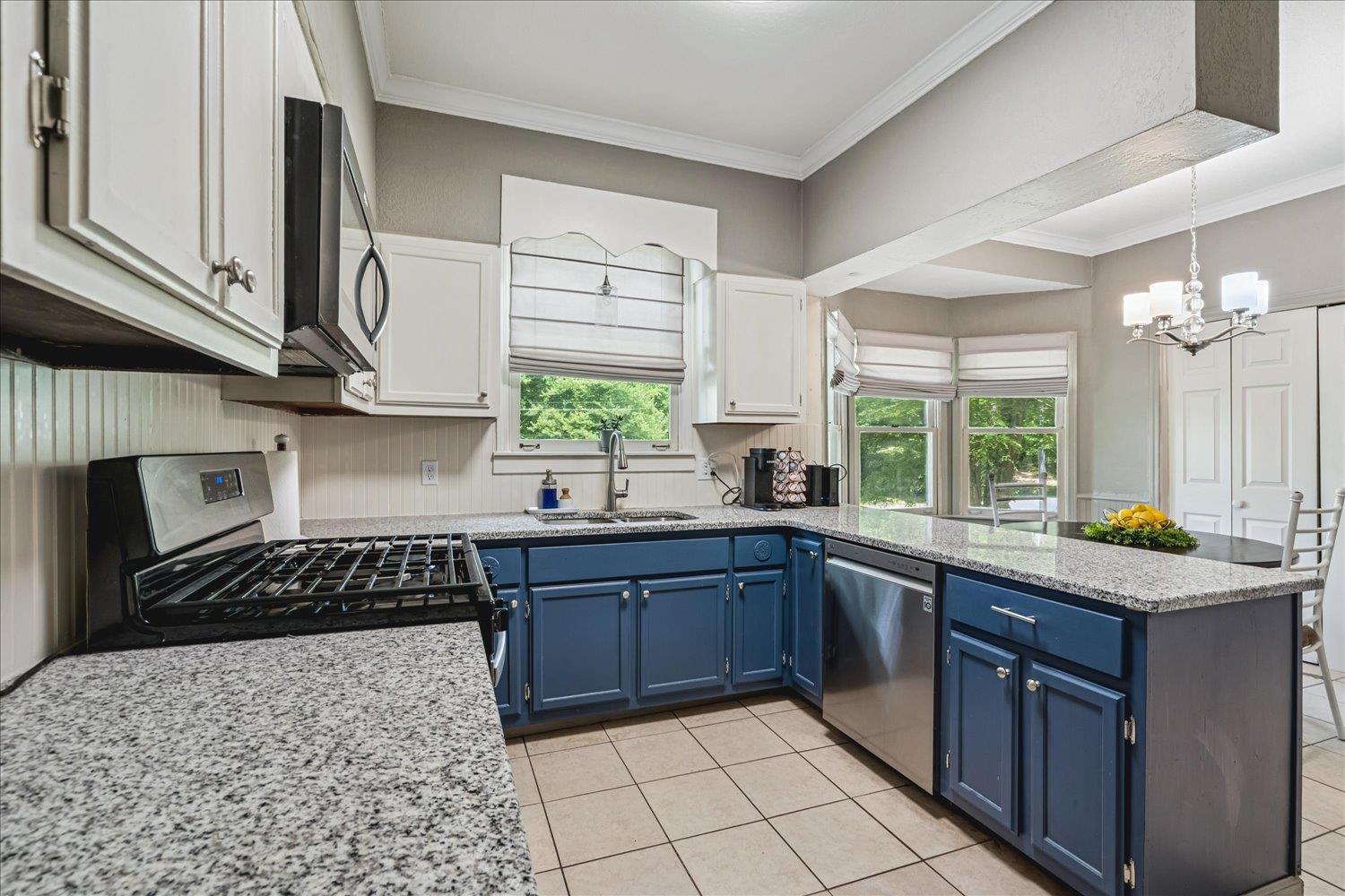 29 Claire Cv Property Photo 12