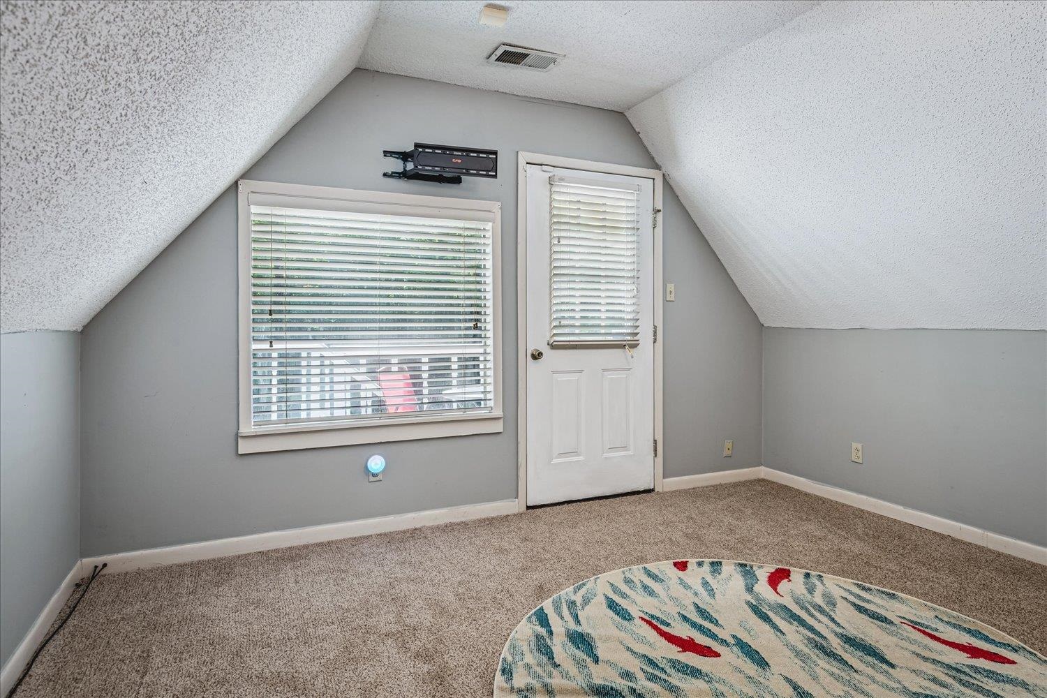 29 Claire Cv Property Photo 24