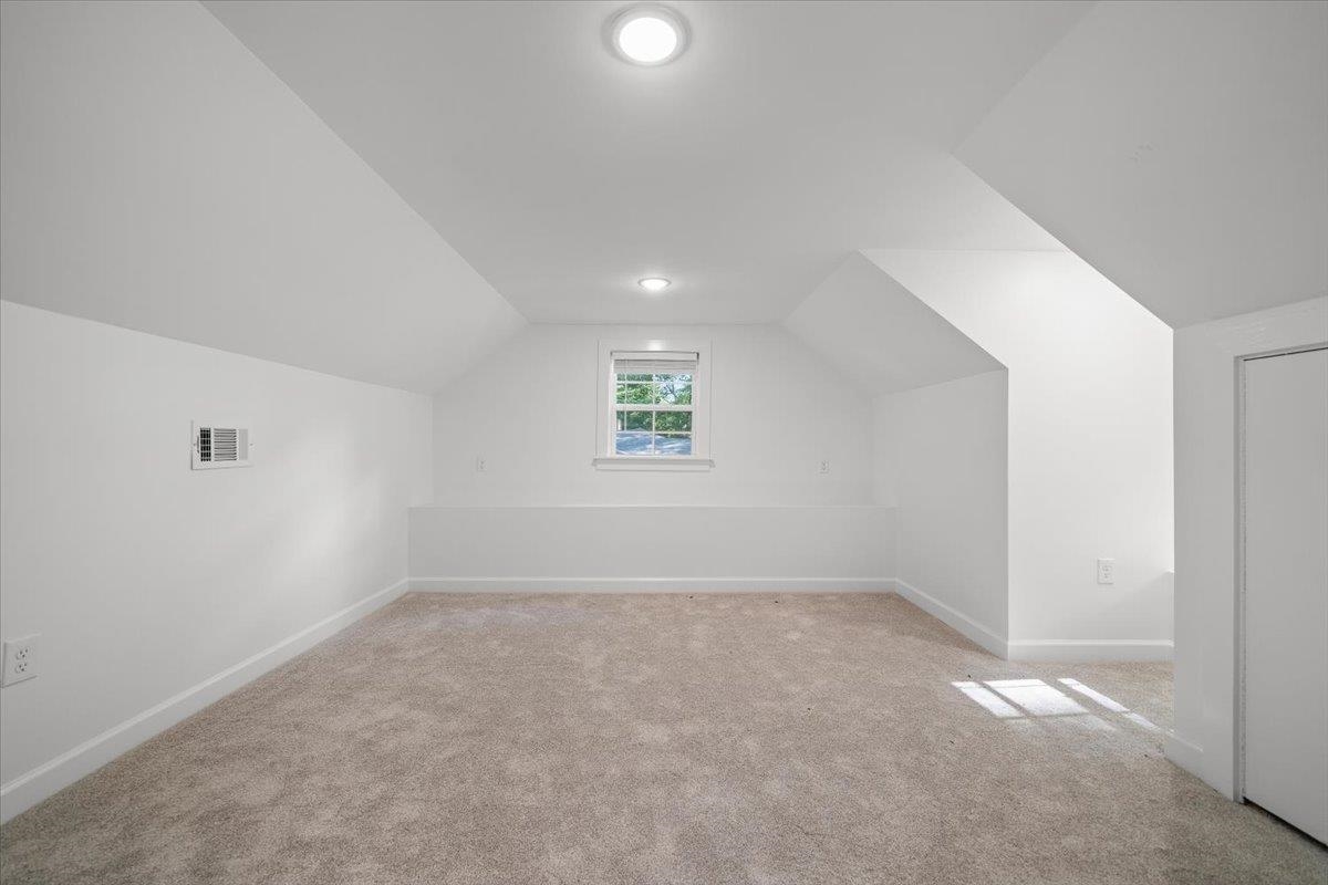386 E Erwin Dr Property Photo 25