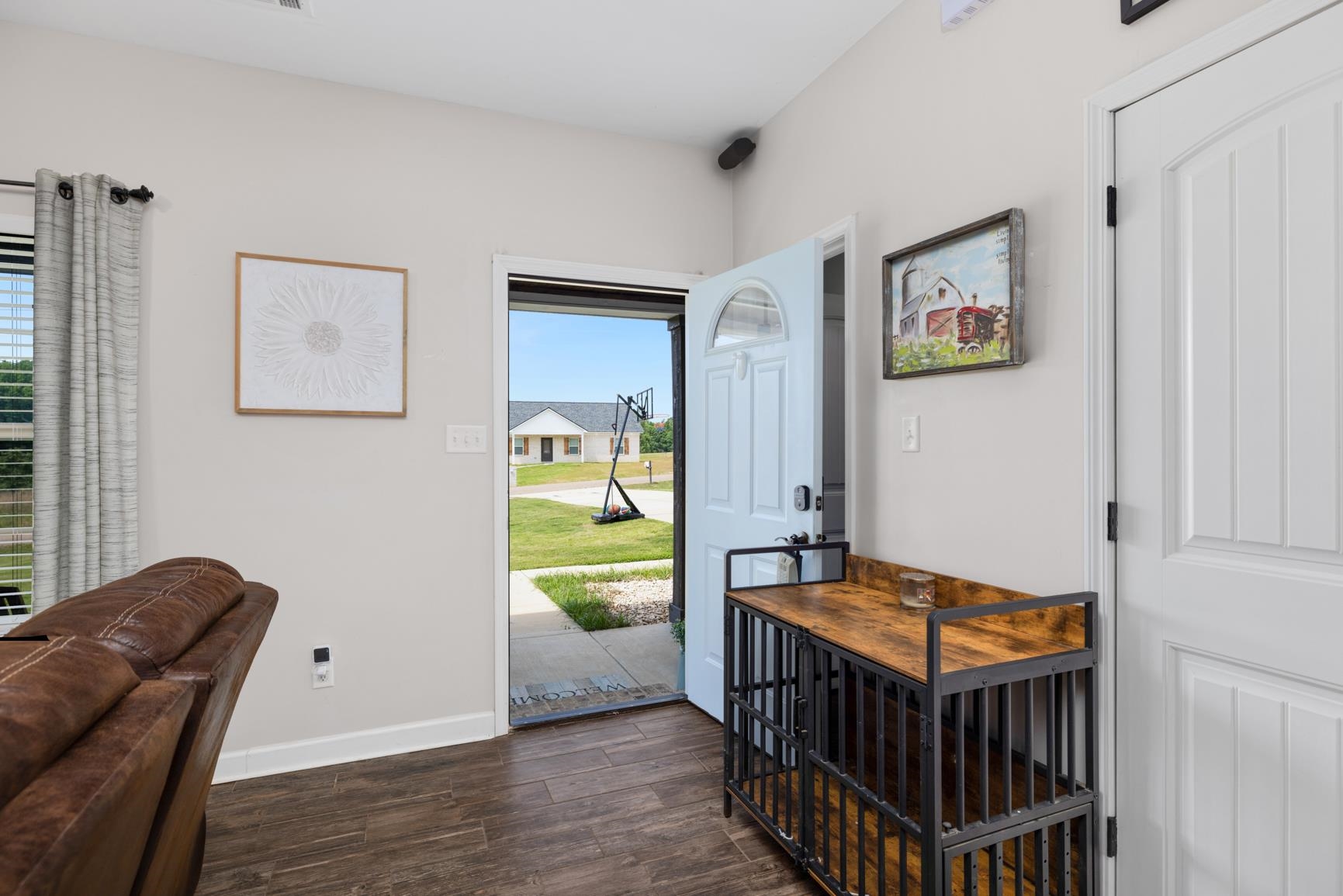 270 Crad Baskin Dr Property Photo 4